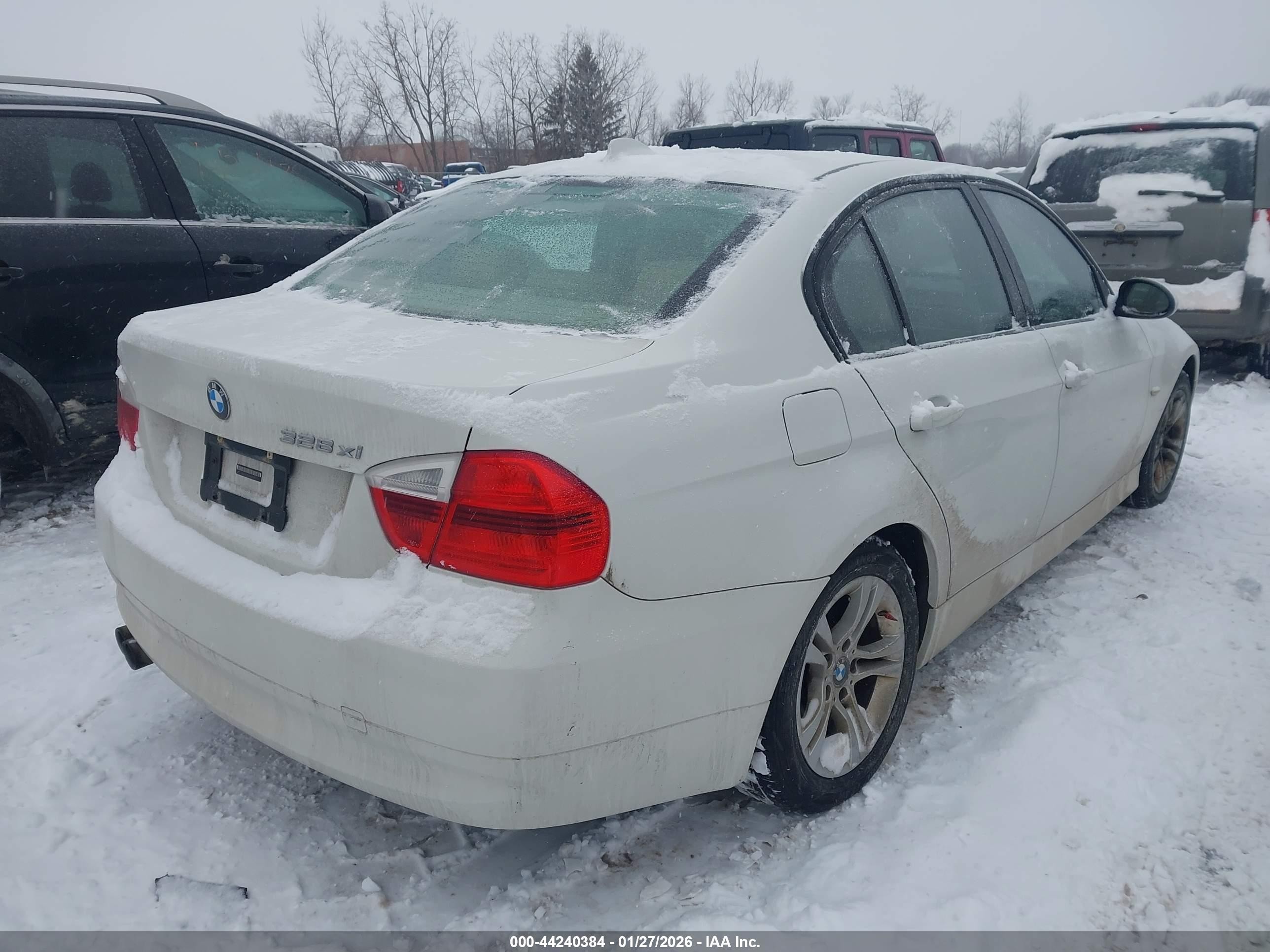 2008 Bmw 328xi   Белый vin: WBAVC93528K039873