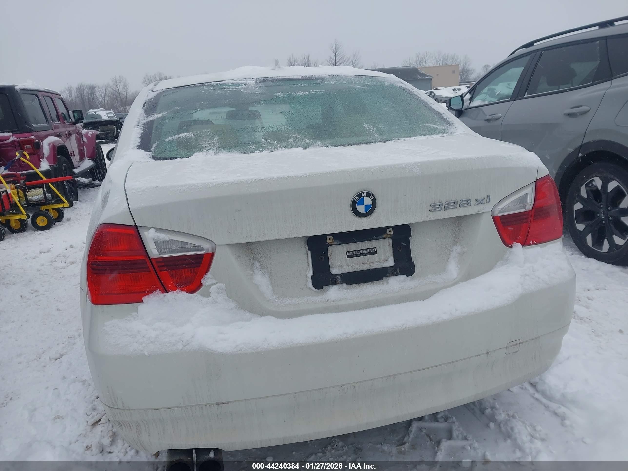 2008 Bmw 328xi   Белый vin: WBAVC93528K039873