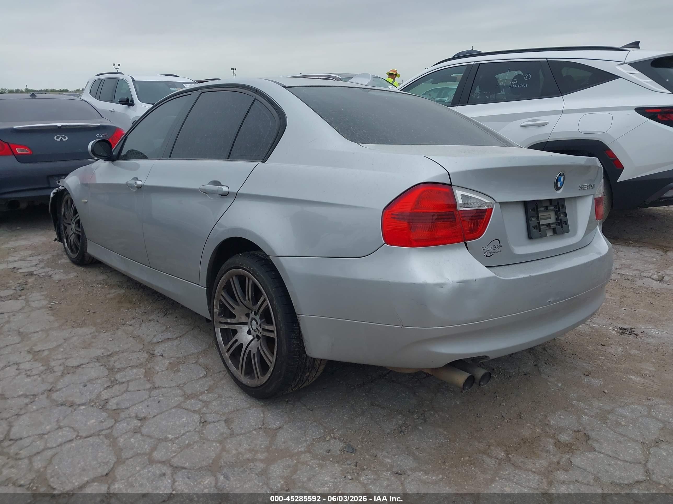 2007 Bmw 328xi   Silver vin: WBAVC93537K032090
