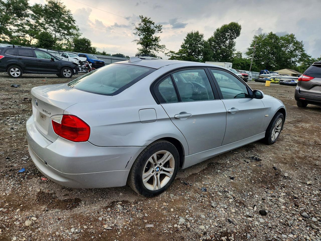 2008 Bmw 328 Xi Silver vin: WBAVC93548K040457