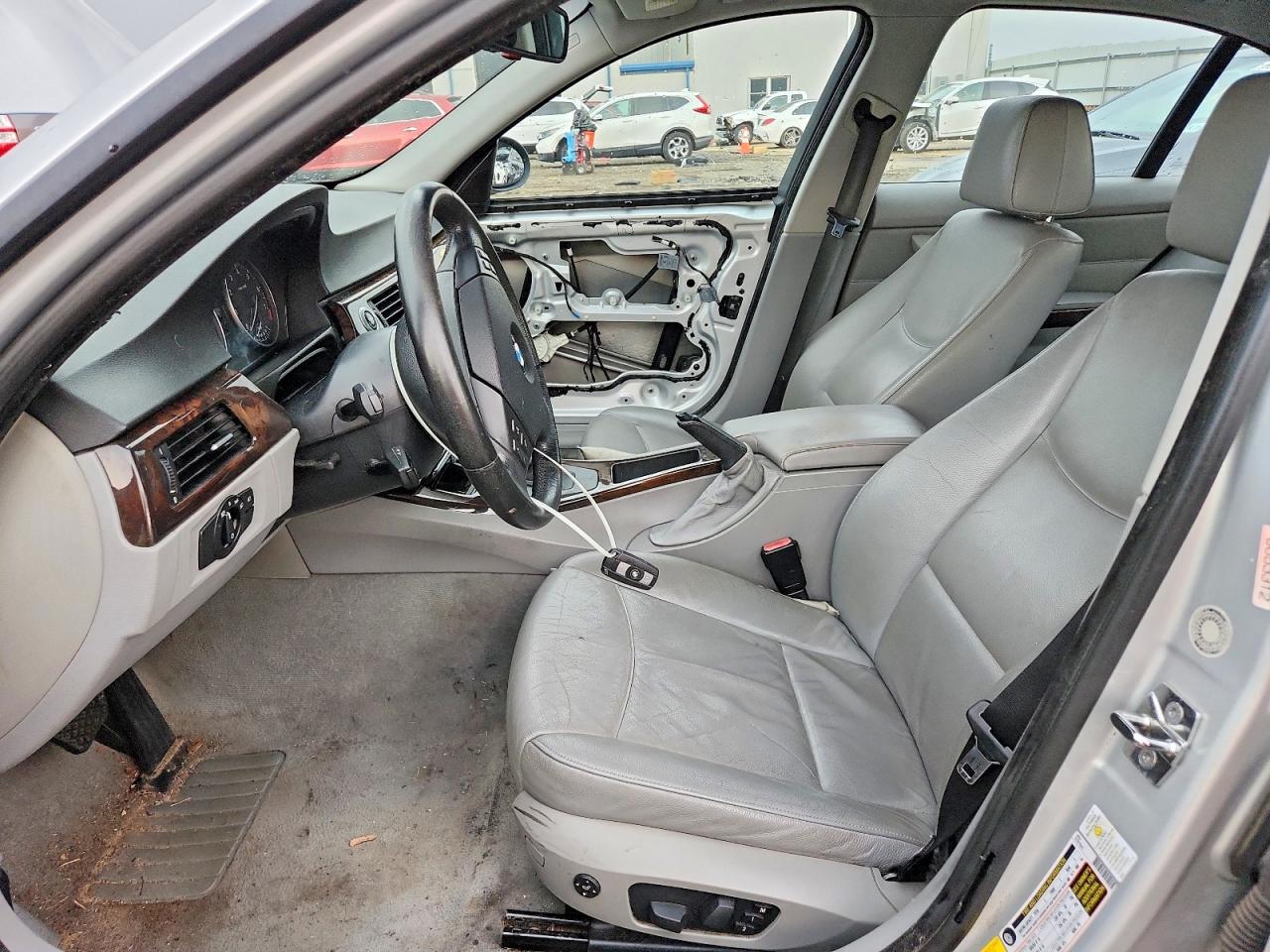 2008 Bmw 328 Xi Silver vin: WBAVC93548K040457