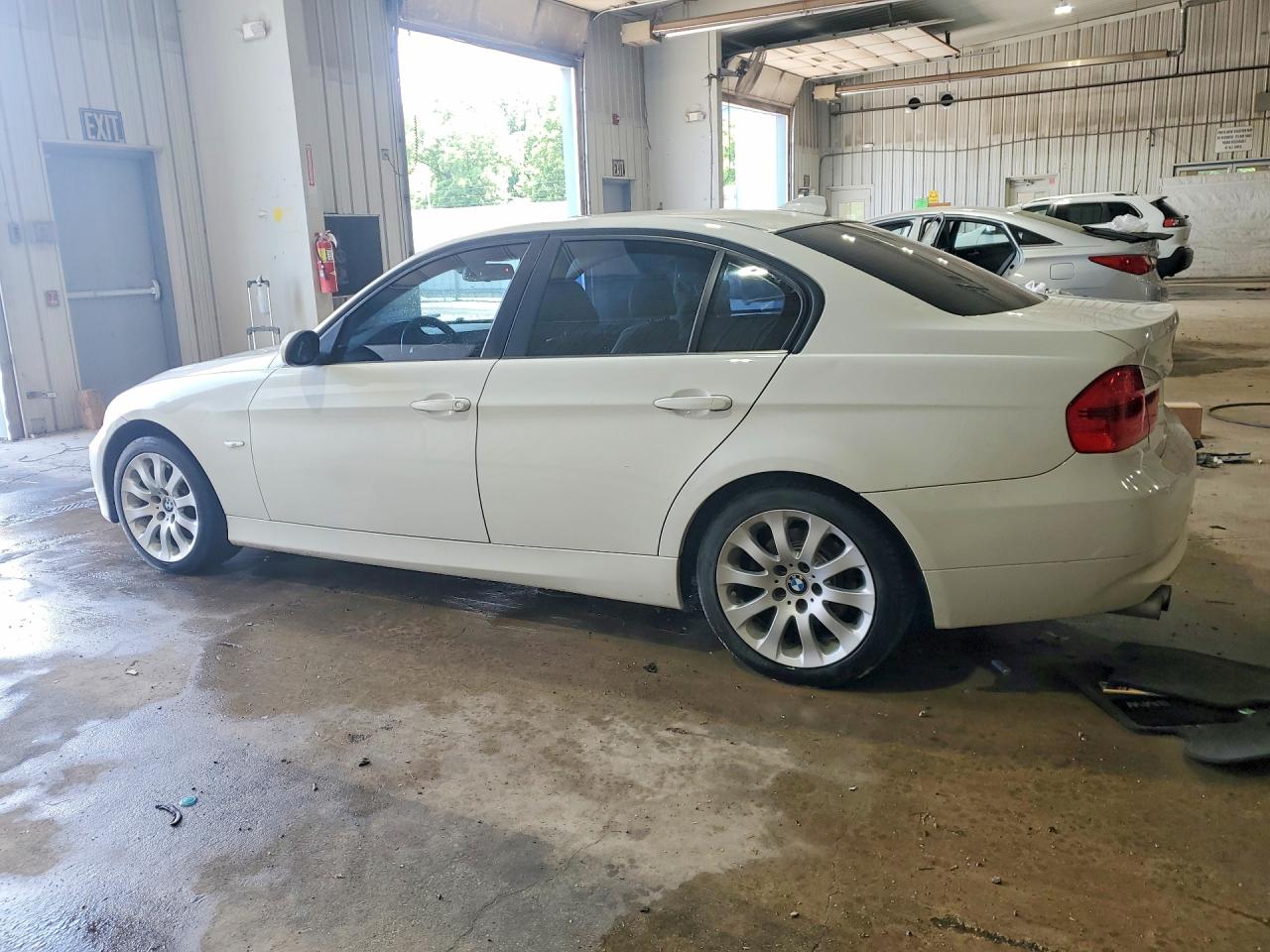 2008 Bmw 328 Xi White vin: WBAVC93548K056500