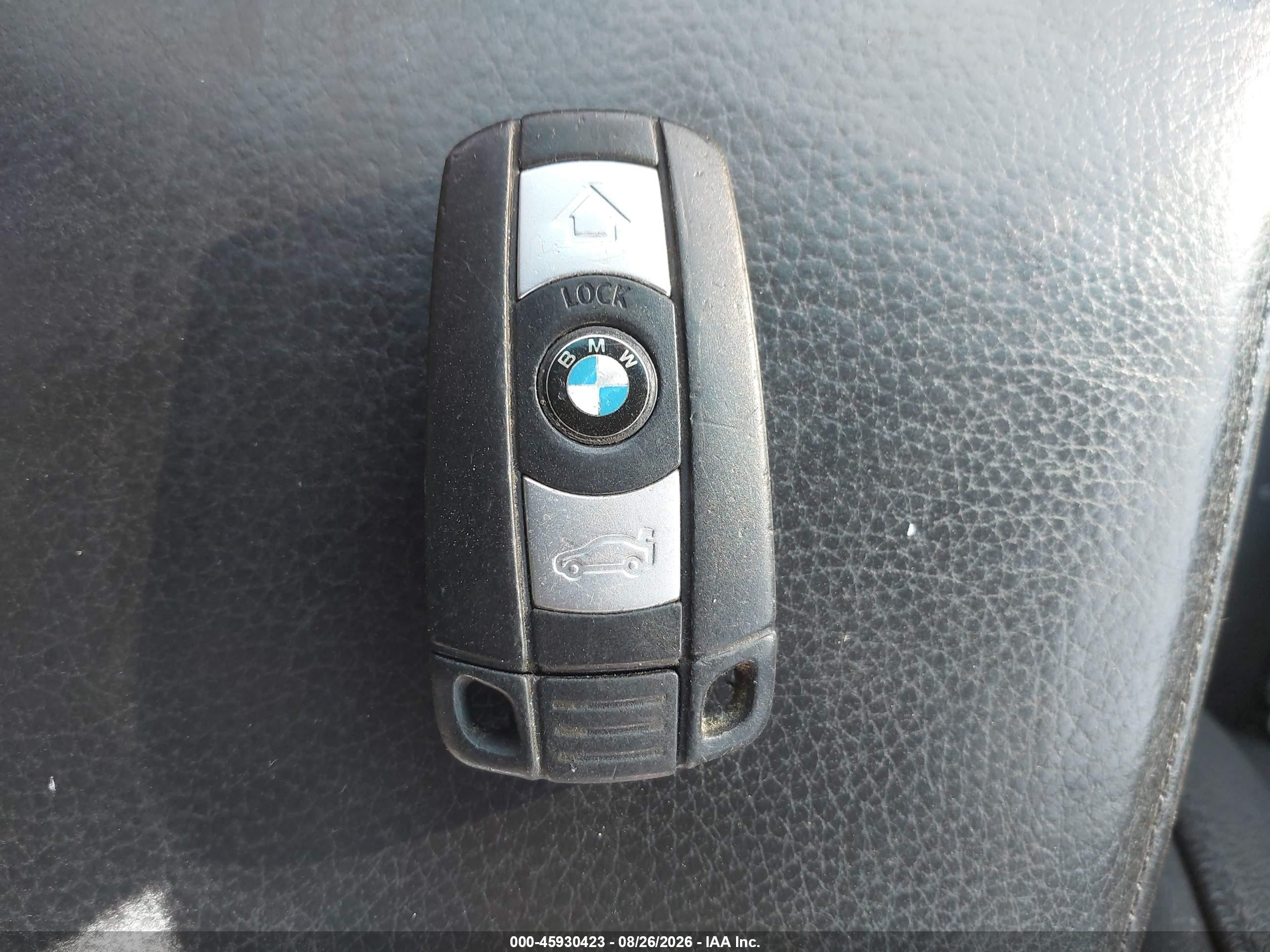 2008 Bmw 328xi   Silver vin: WBAVC93558K042055