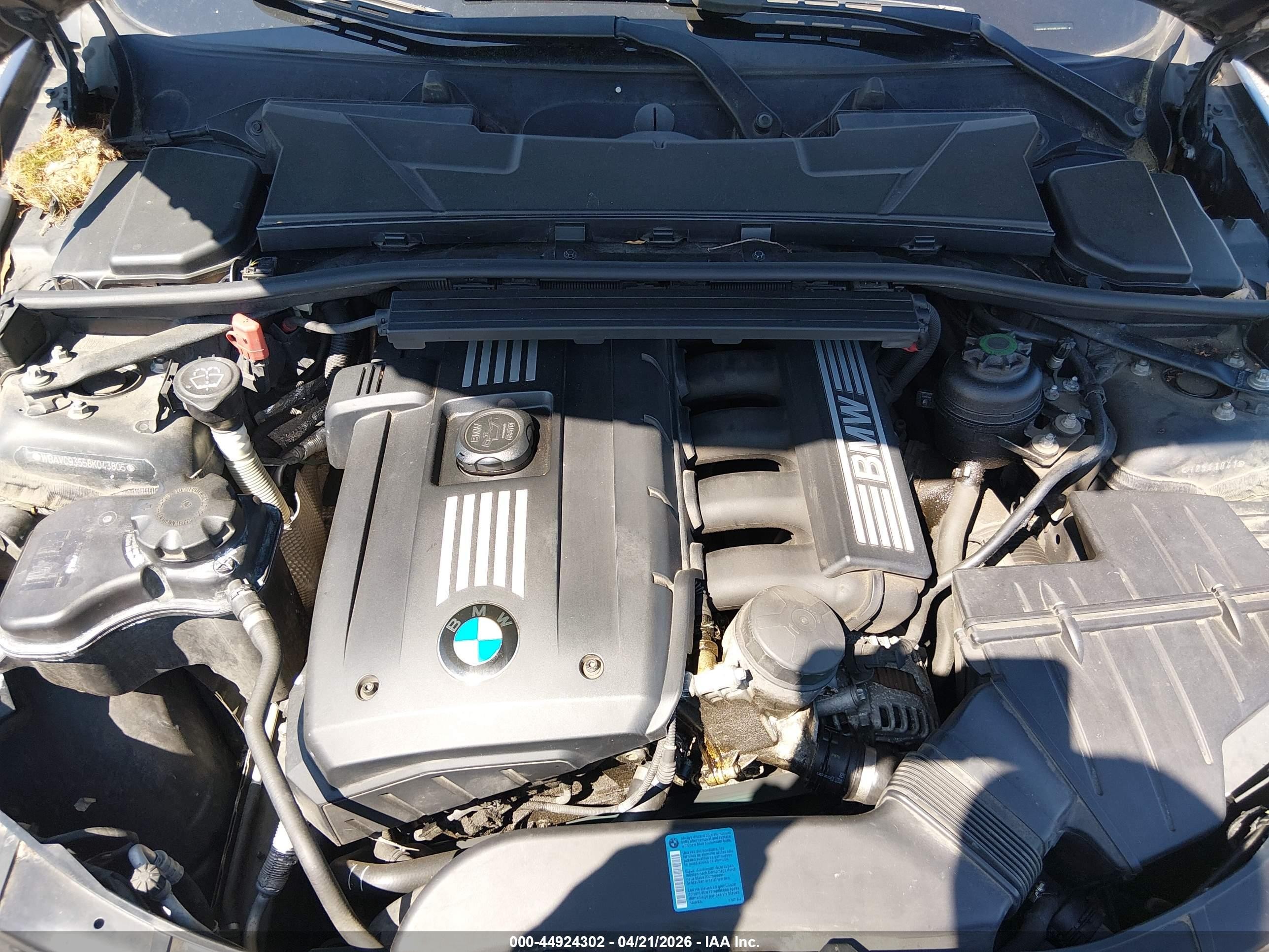 2008 Bmw 328xi   Серый vin: WBAVC93558K043805