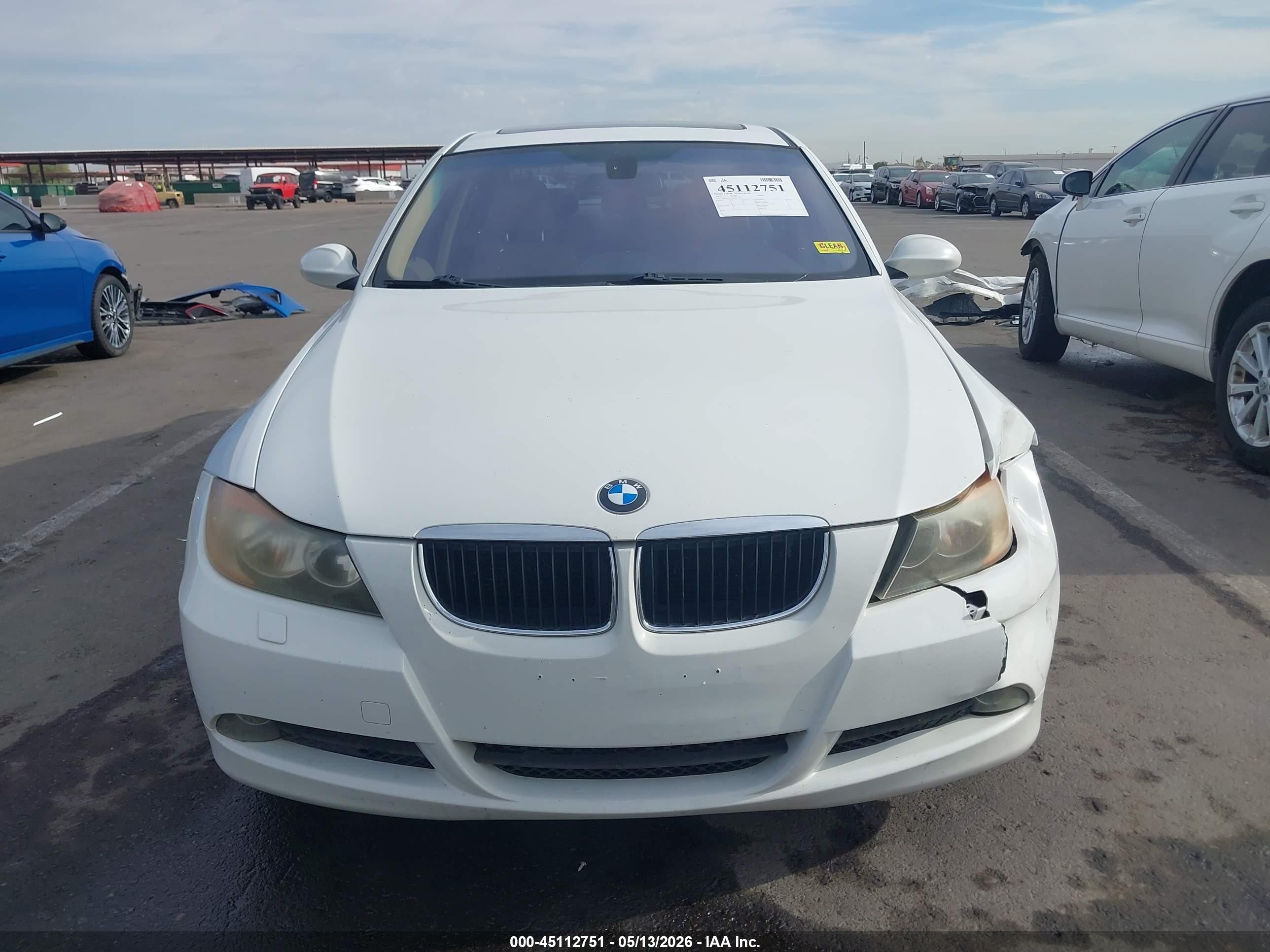2007 Bmw 328xi   White vin: WBAVC93587K034630