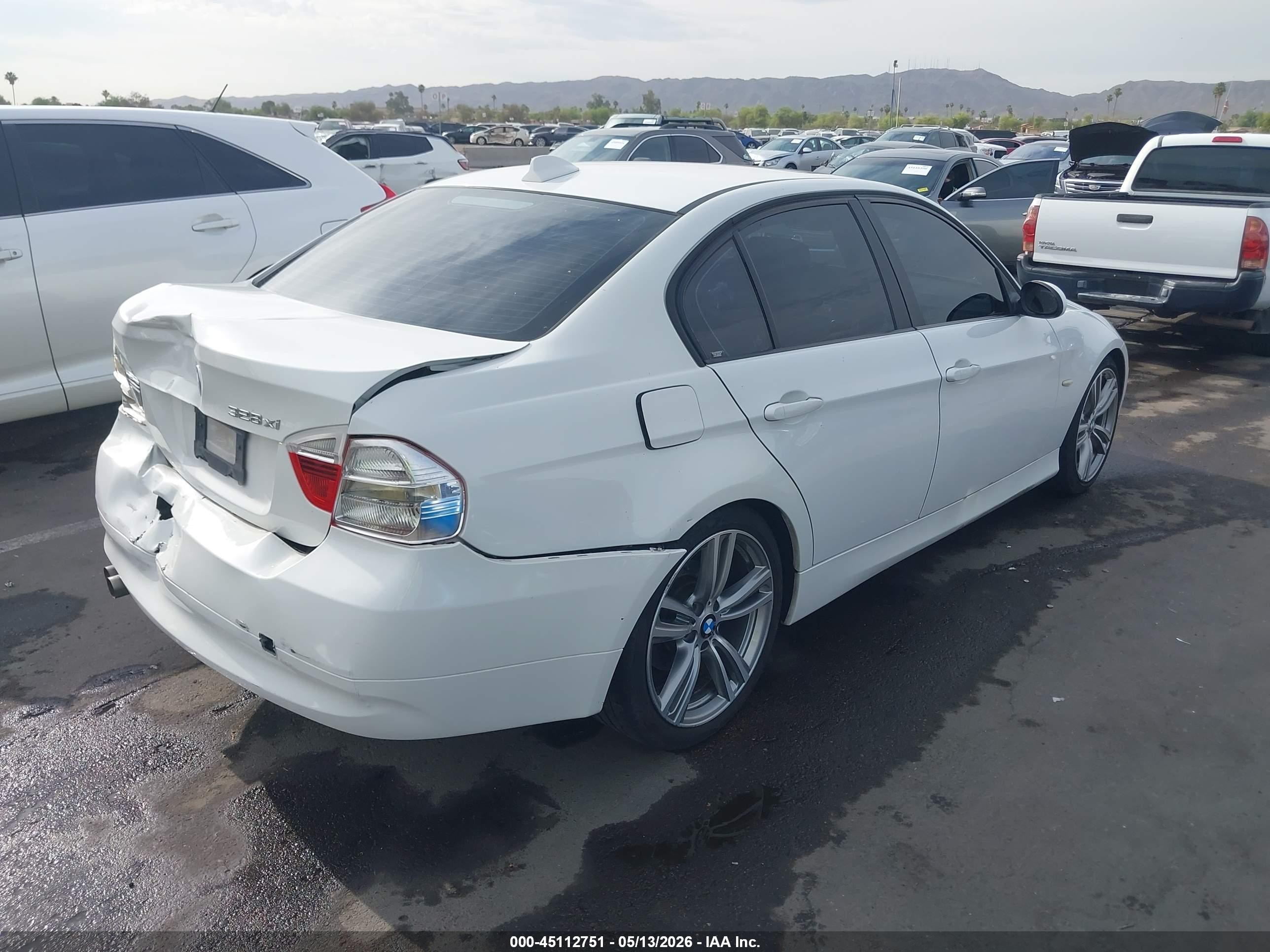 2007 Bmw 328xi   White vin: WBAVC93587K034630