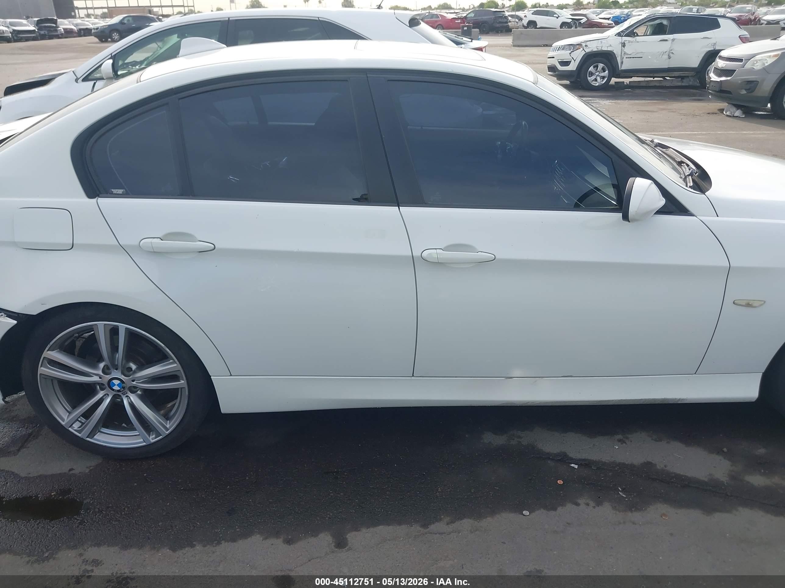2007 Bmw 328xi   White vin: WBAVC93587K034630