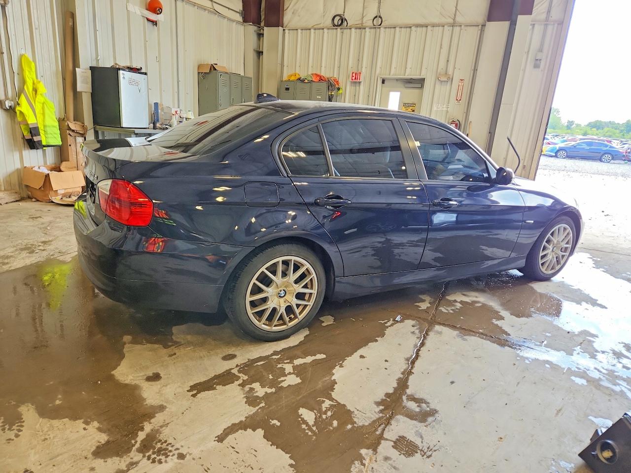 2008 Bmw 328 Xi Blue vin: WBAVC93598K043354