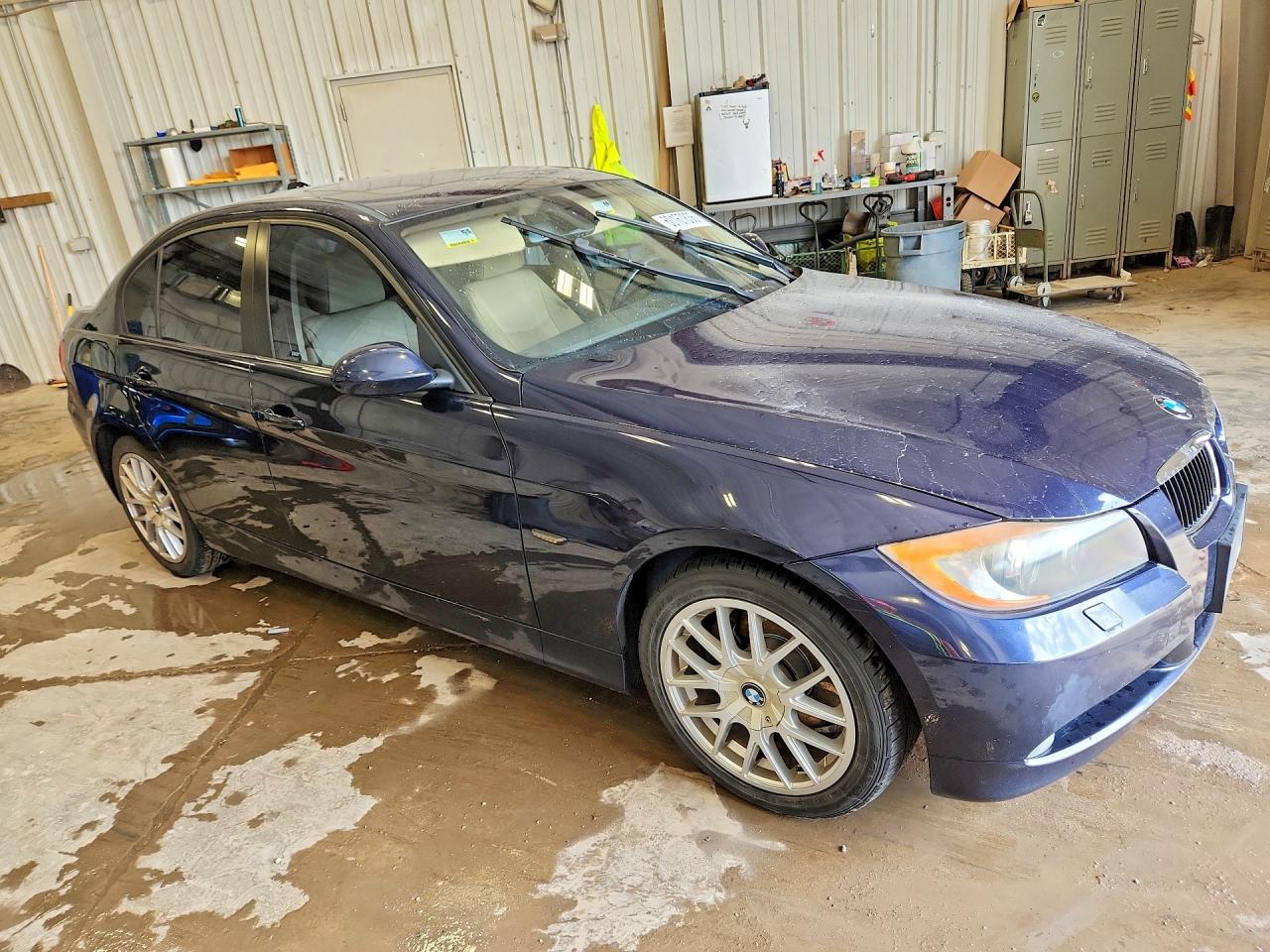 2008 Bmw 328 Xi Blue vin: WBAVC93598K043354