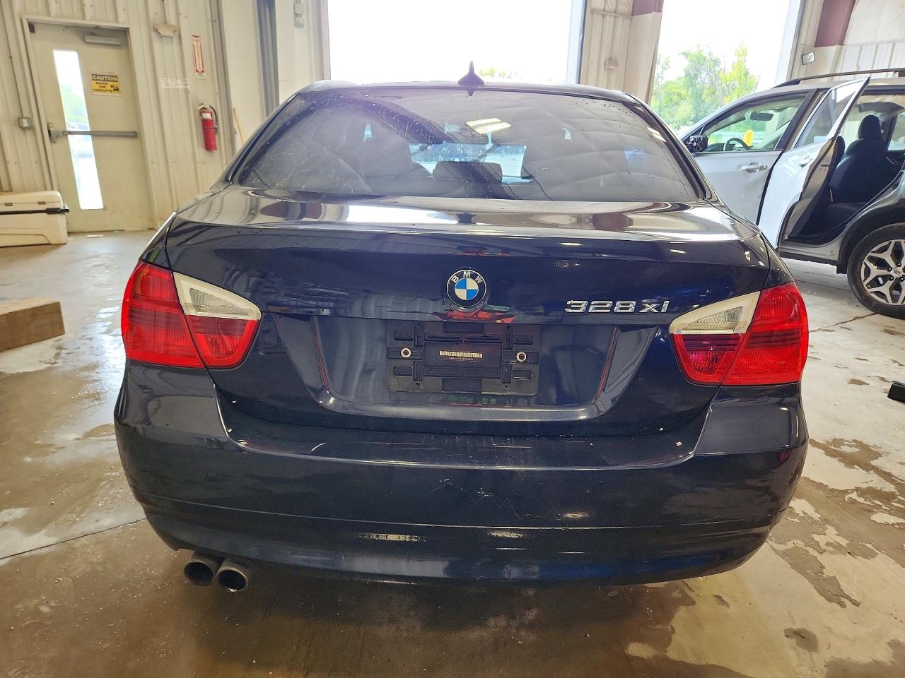 2008 Bmw 328 Xi Blue vin: WBAVC93598K043354