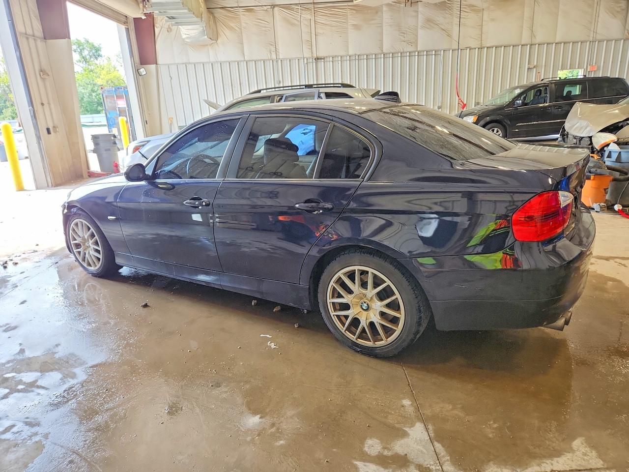 2008 Bmw 328 Xi Blue vin: WBAVC93598K043354