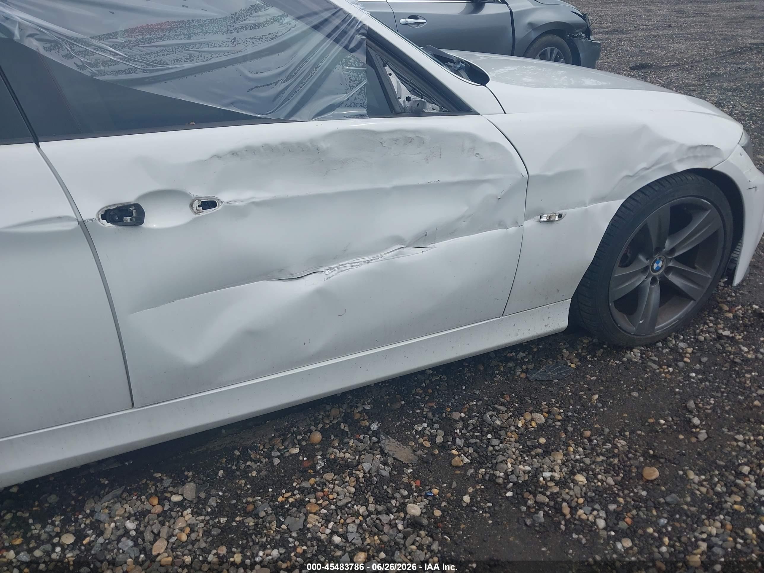 2007 Bmw 328xi Белый vin: WBAVC935X7KX61932
