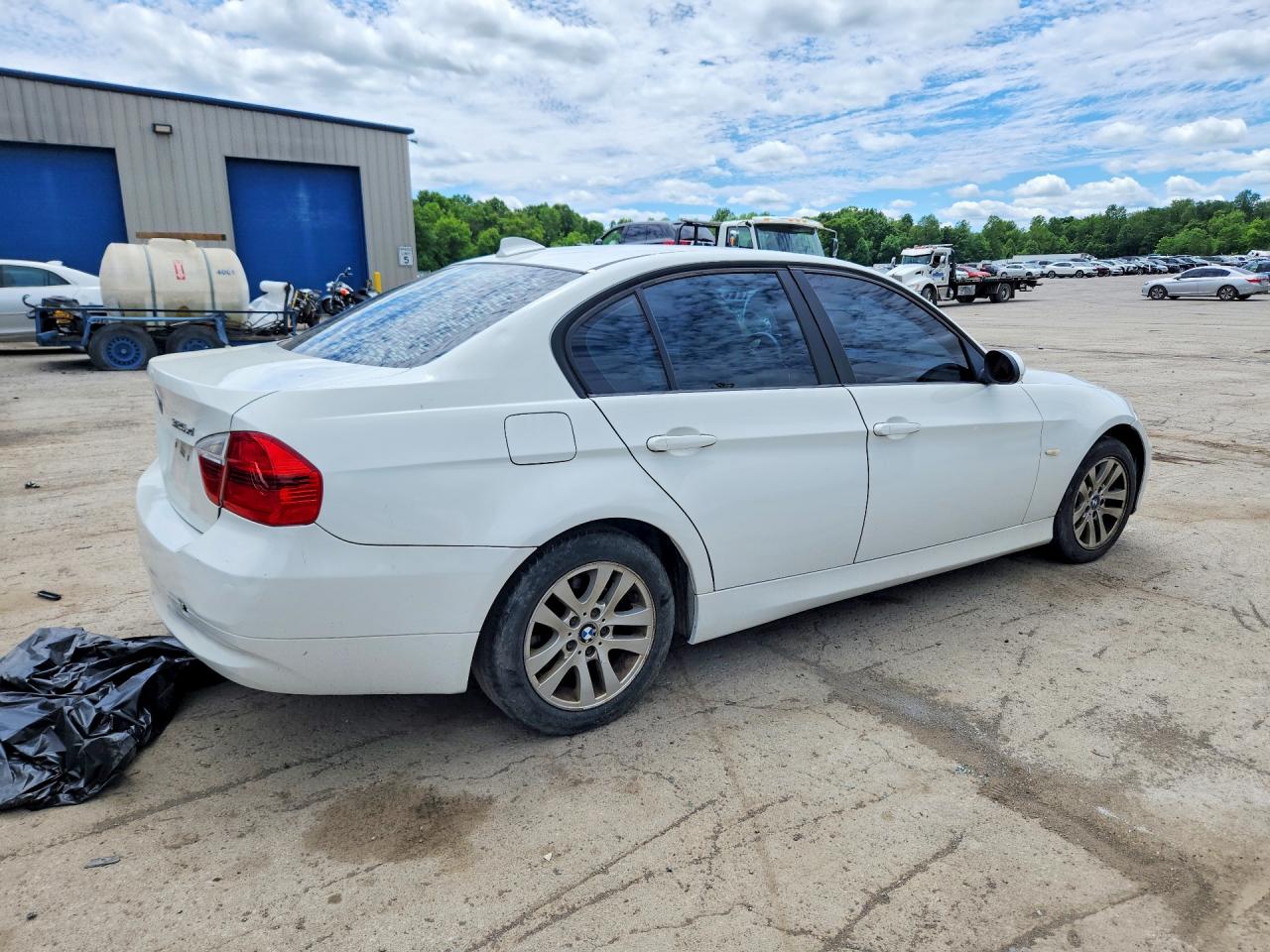 2006 Bmw 325 Xi White vin: WBAVD13516KV07166