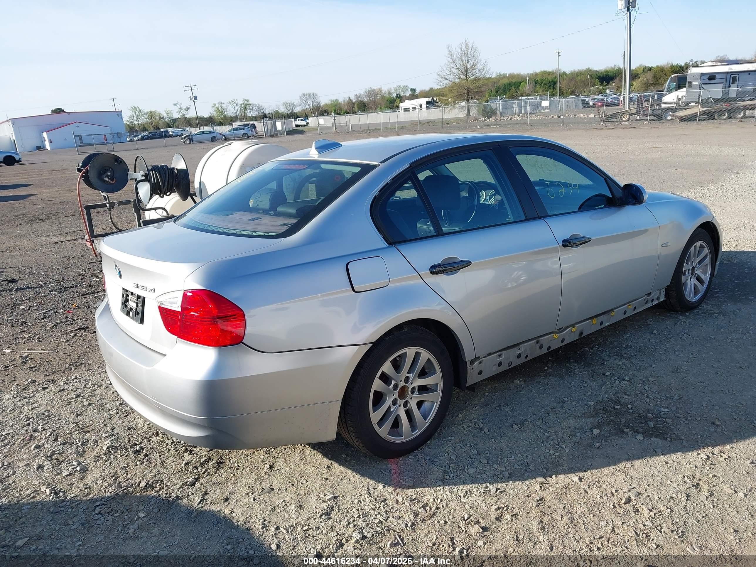 2006 Bmw 325xi   Silver vin: WBAVD13546KV07761