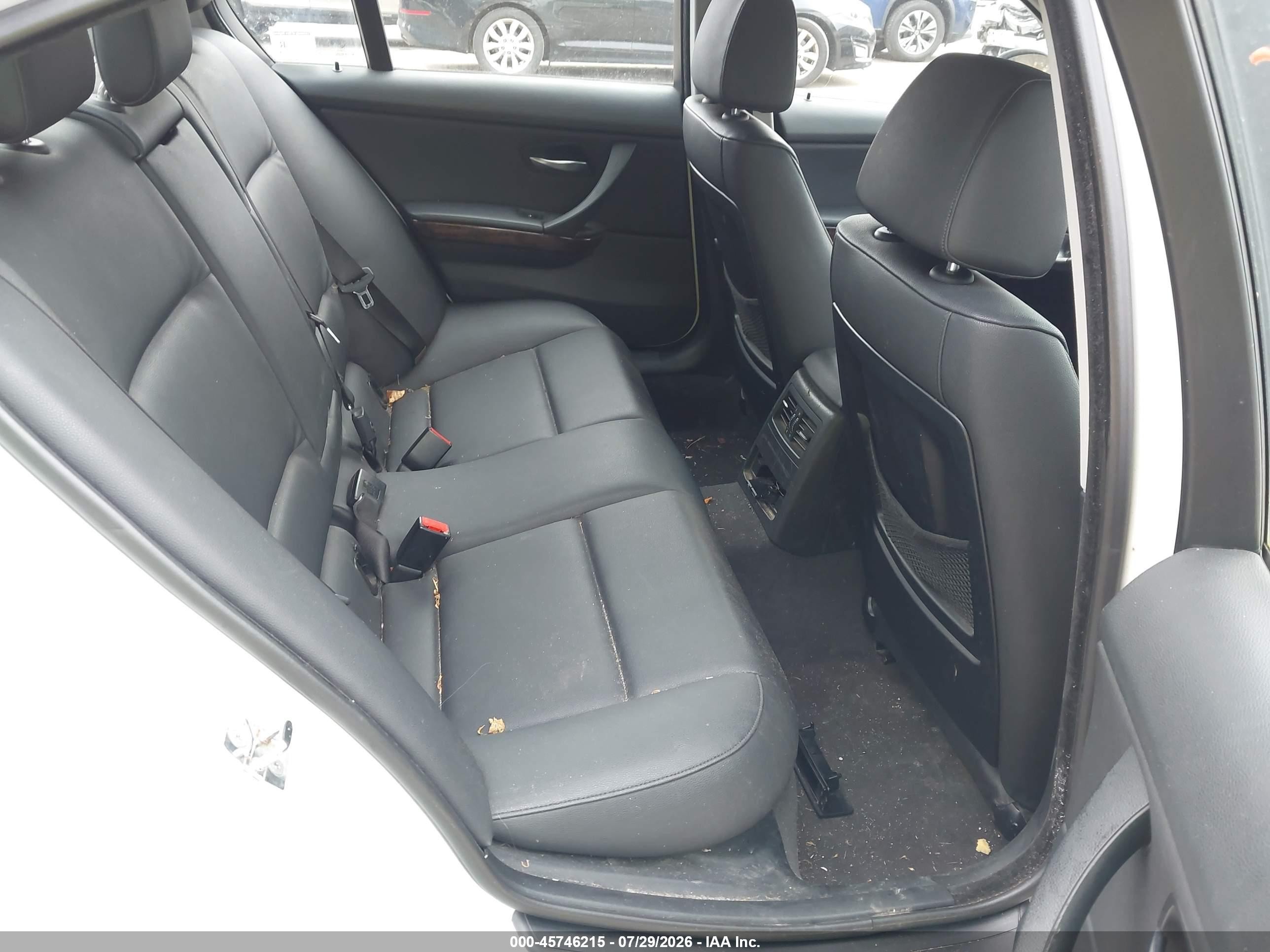 2006 Bmw 325xi   White vin: WBAVD13576KV05194