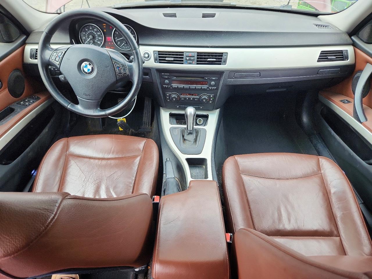 2006 Bmw 330 Xi Maroon vin: WBAVD33526KV63418