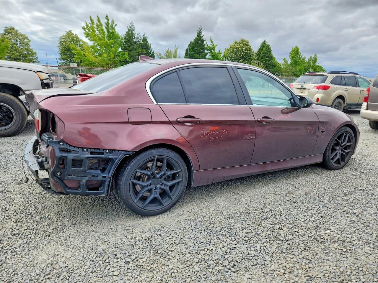 2006 Bmw 330 Xi Maroon vin: WBAVD33526KV63418