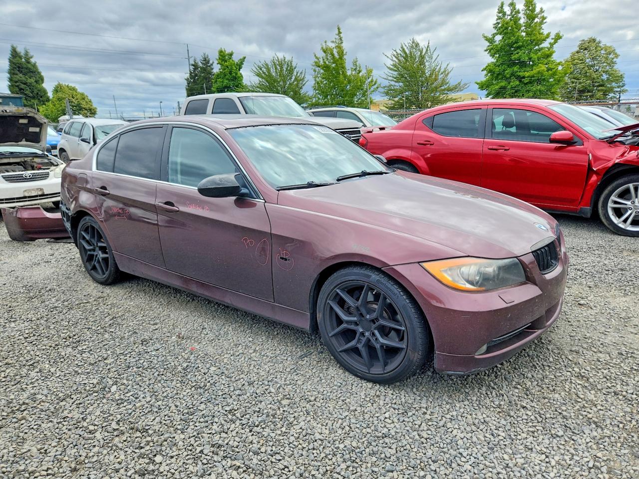 2006 Bmw 330 Xi Maroon vin: WBAVD33526KV63418