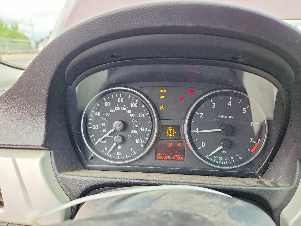 2006 Bmw 330 Xi Maroon vin: WBAVD33526KV63418