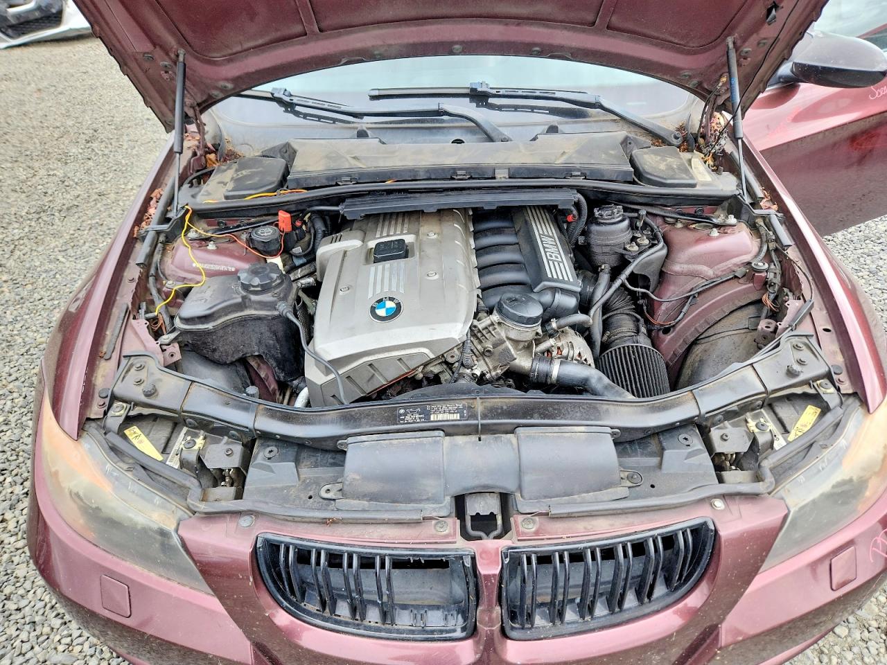 2006 Bmw 330 Xi Maroon vin: WBAVD33526KV63418