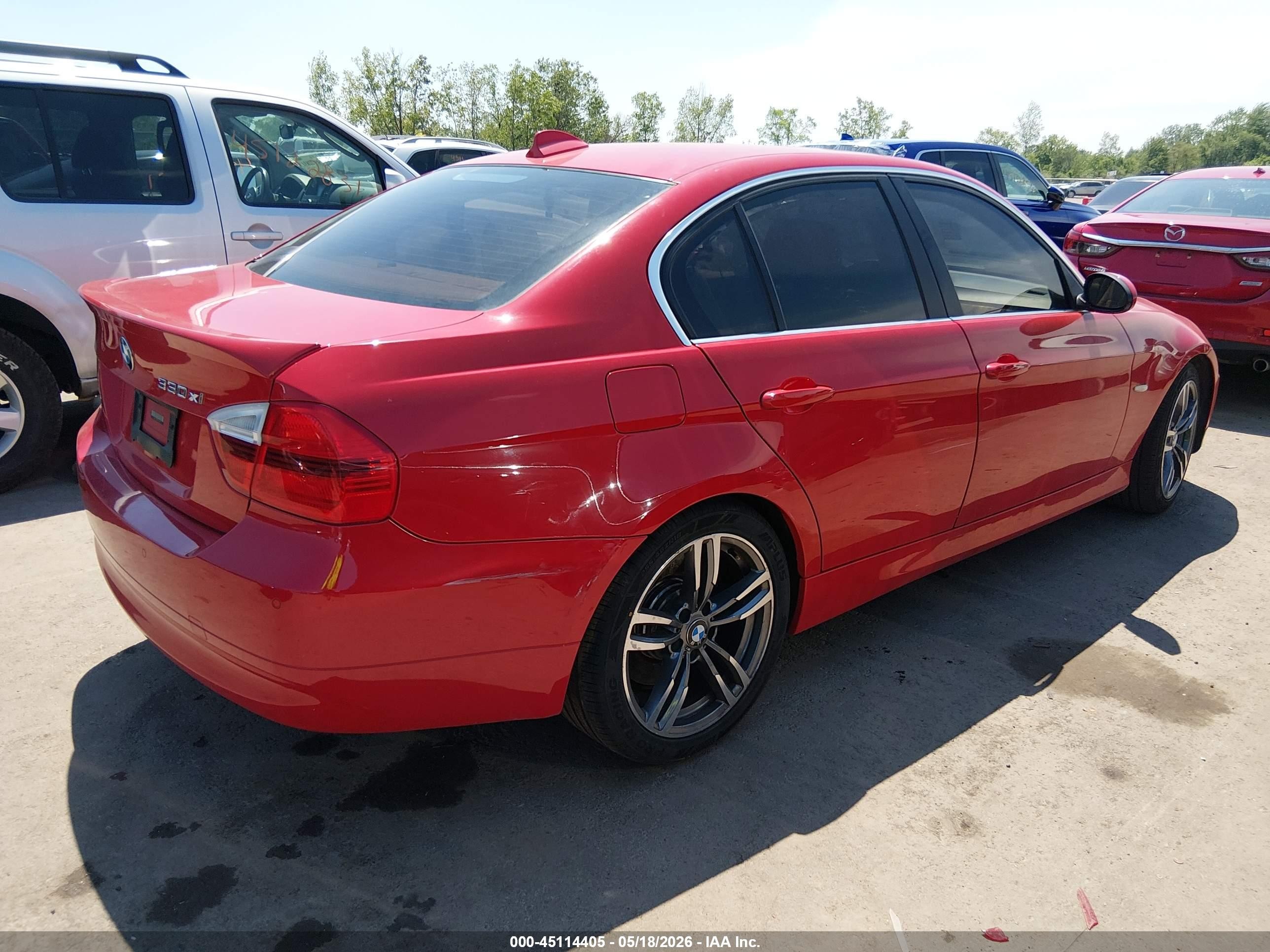 2006 Bmw 330xi   Red vin: WBAVD33556KL52195