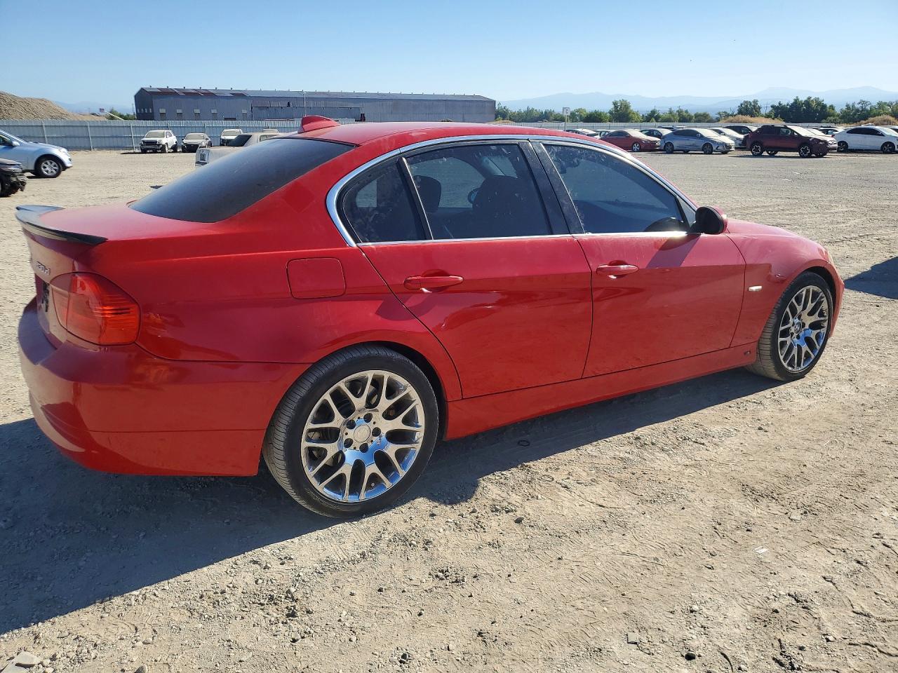 2006 Bmw 330 Xi Red vin: WBAVD33556KV66720