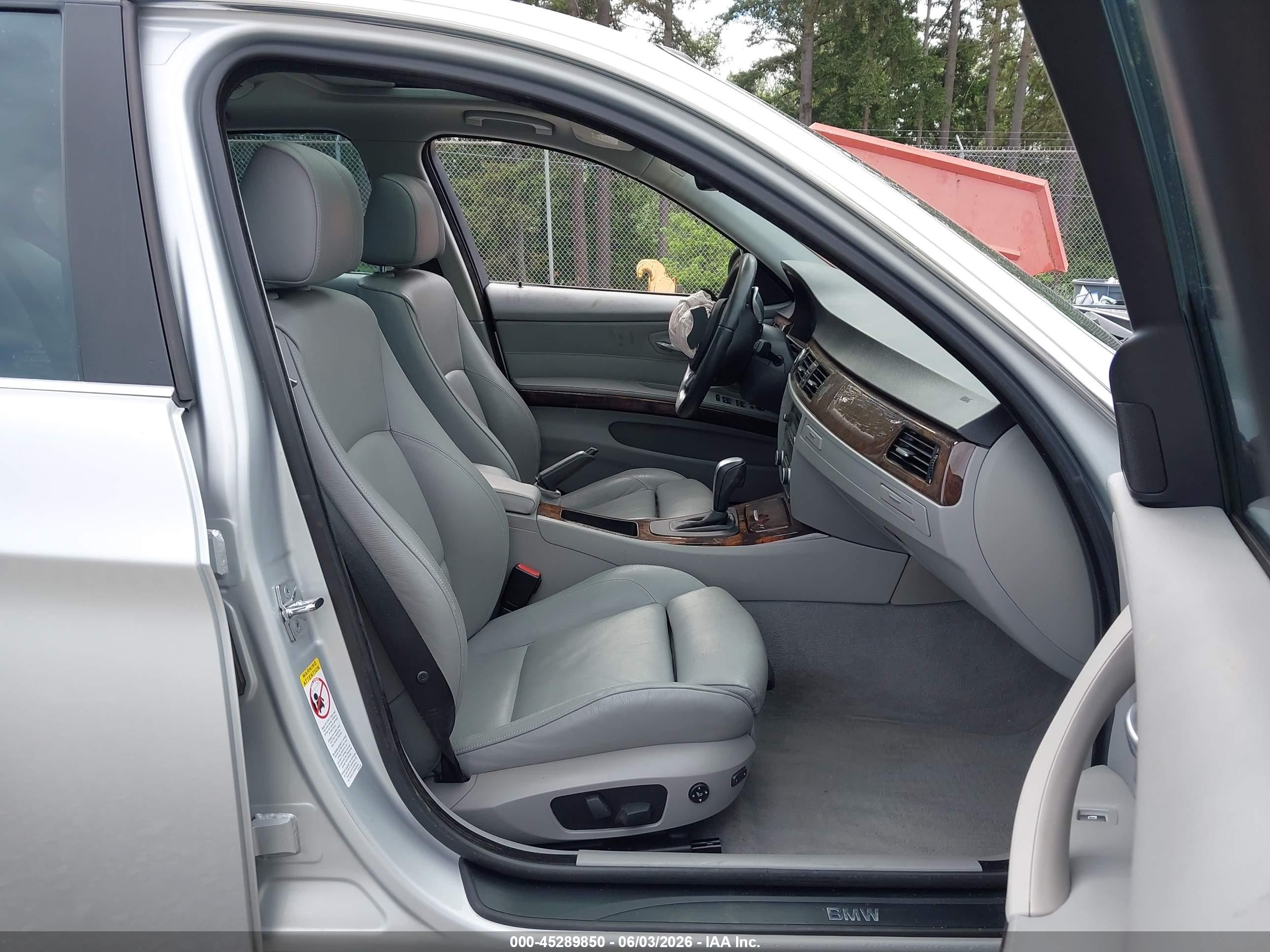 2007 Bmw 335xi   Silver vin: WBAVD53537A006567