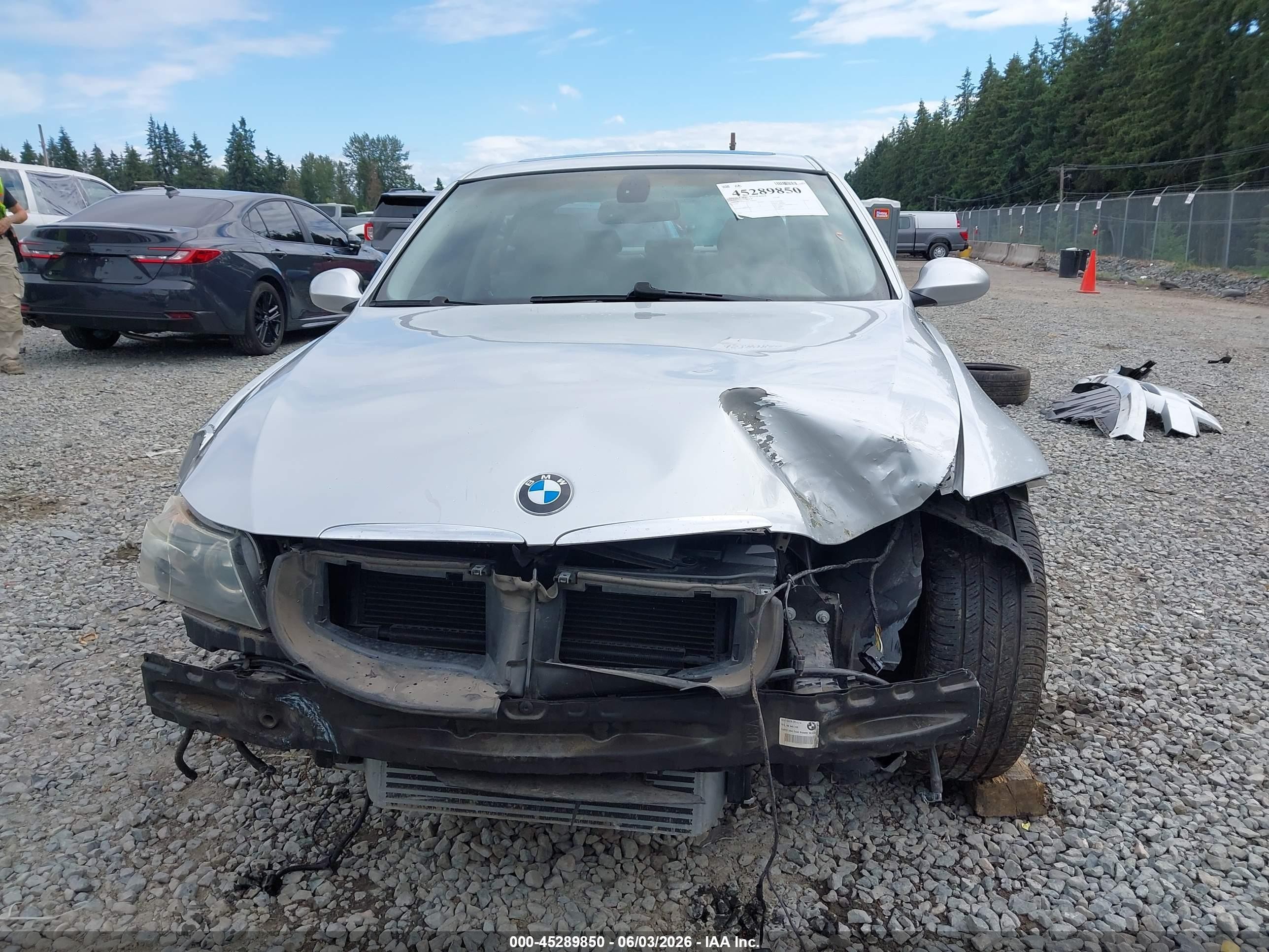 2007 Bmw 335xi   Silver vin: WBAVD53537A006567