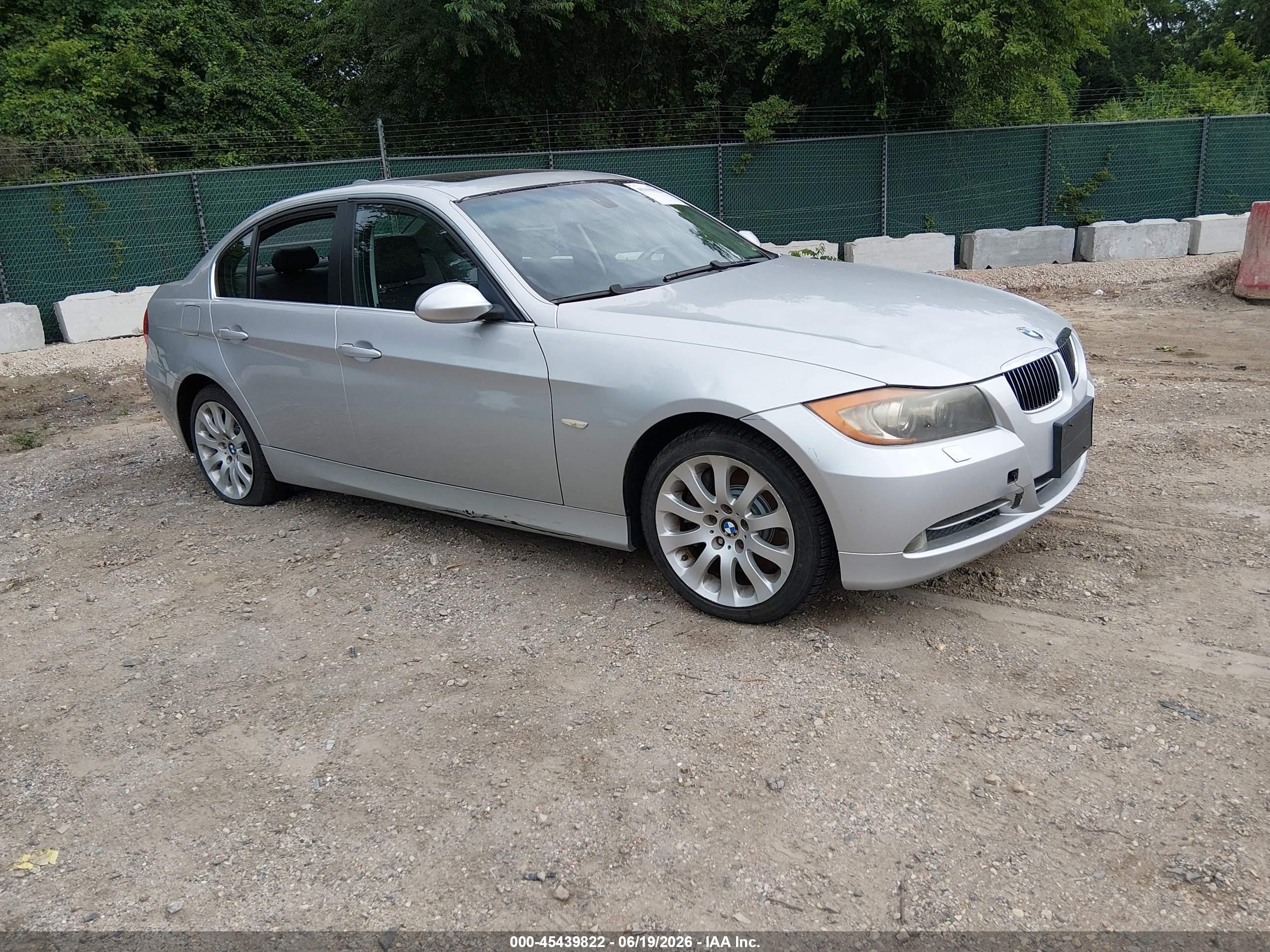 2007 Bmw 335xi   Silver vin: WBAVD53587A007424