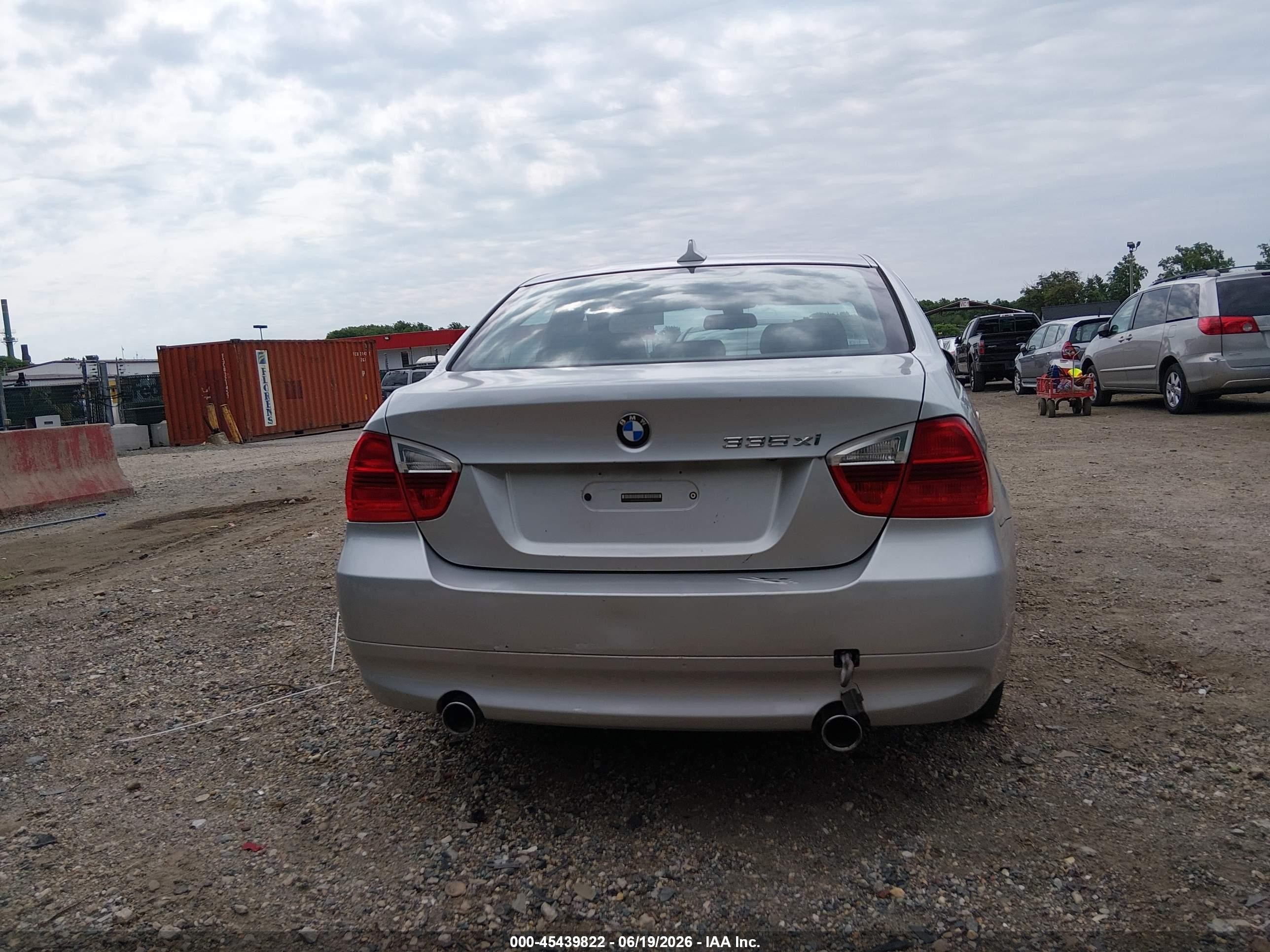 2007 Bmw 335xi   Silver vin: WBAVD53587A007424
