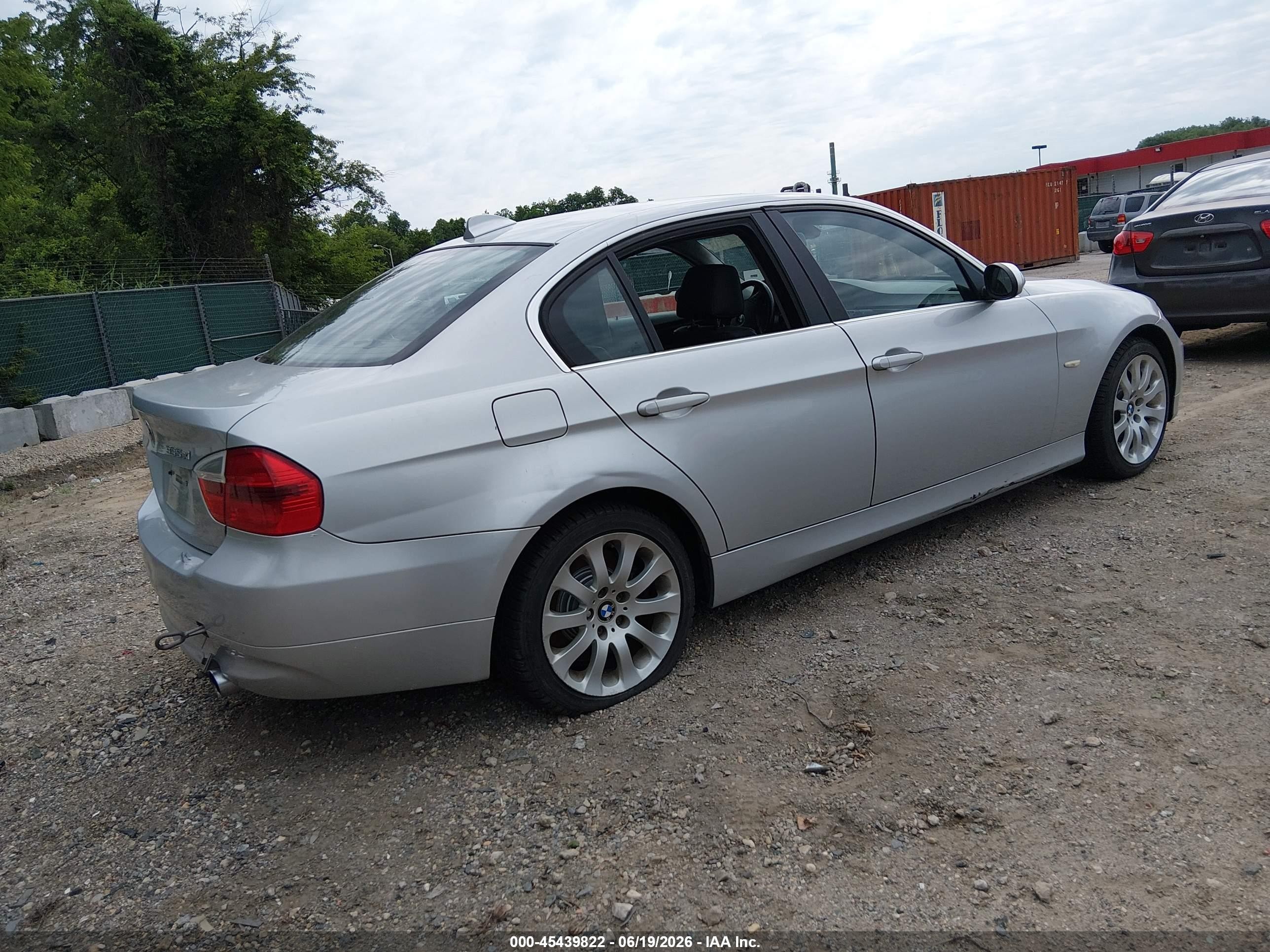 2007 Bmw 335xi   Silver vin: WBAVD53587A007424