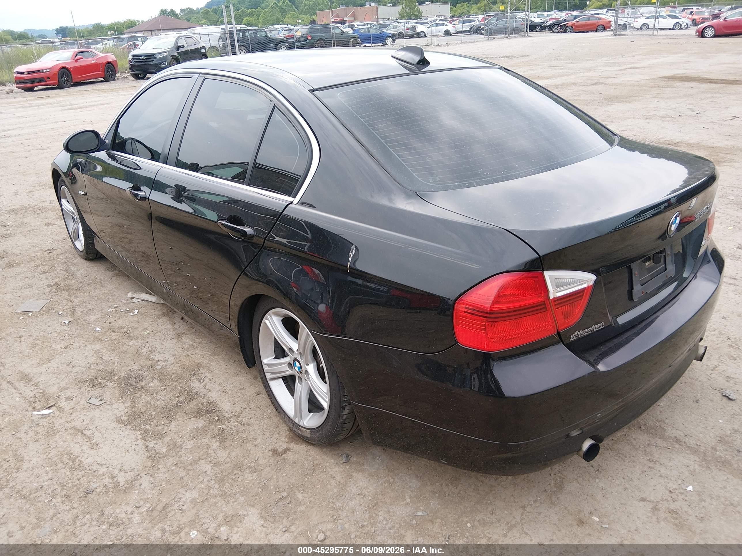 2008 Bmw 335xi   Черный vin: WBAVD535X8A285646