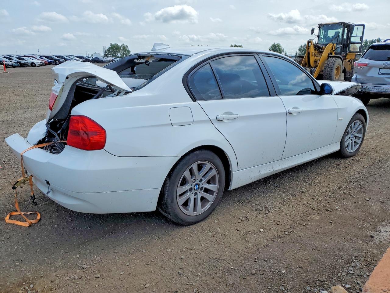 2008 Bmw 323 I White vin: WBAVH13558KC99674