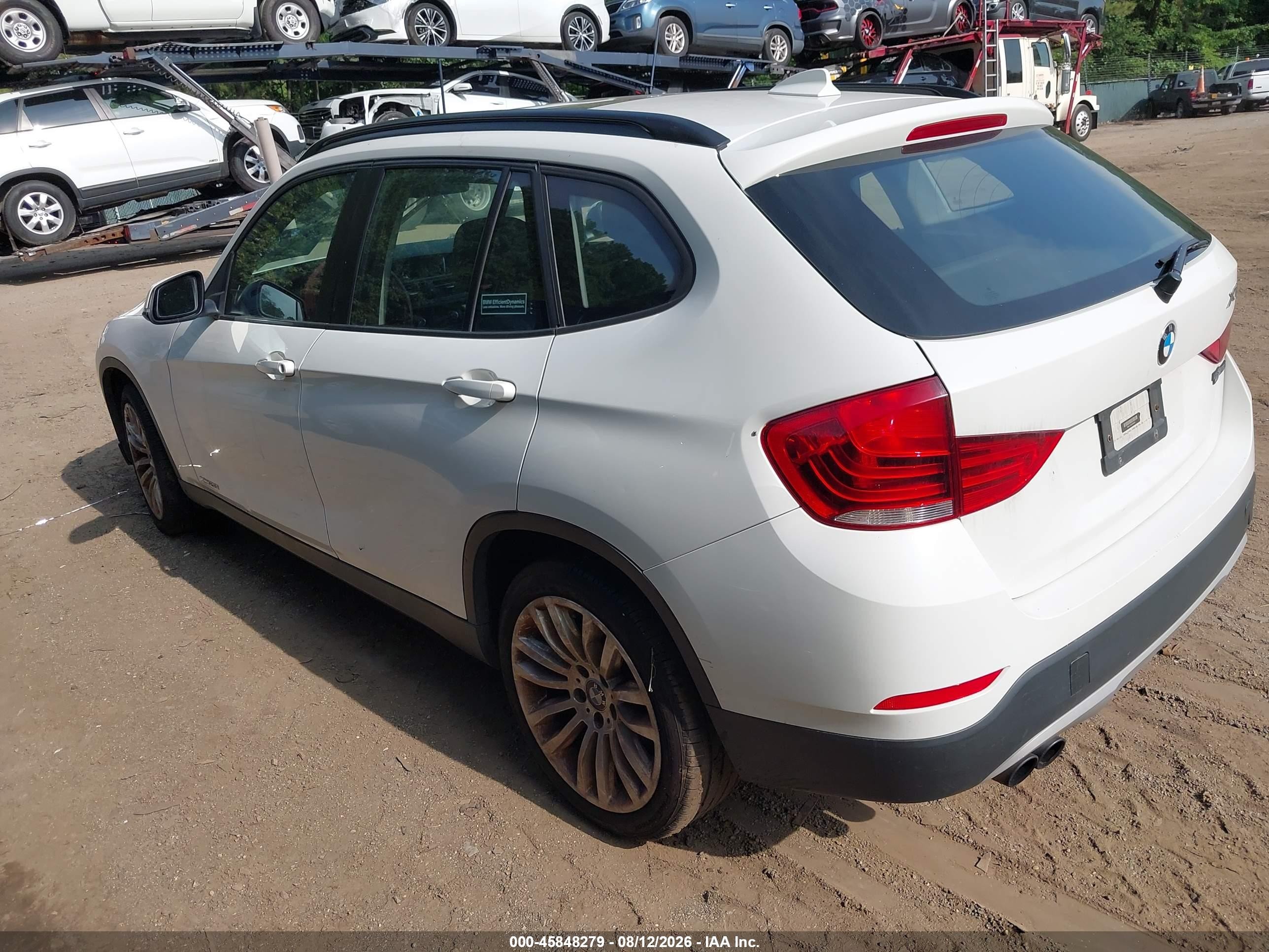 2013 Bmw X1 Xdrive28i White vin: WBAVL1C50DVR85433