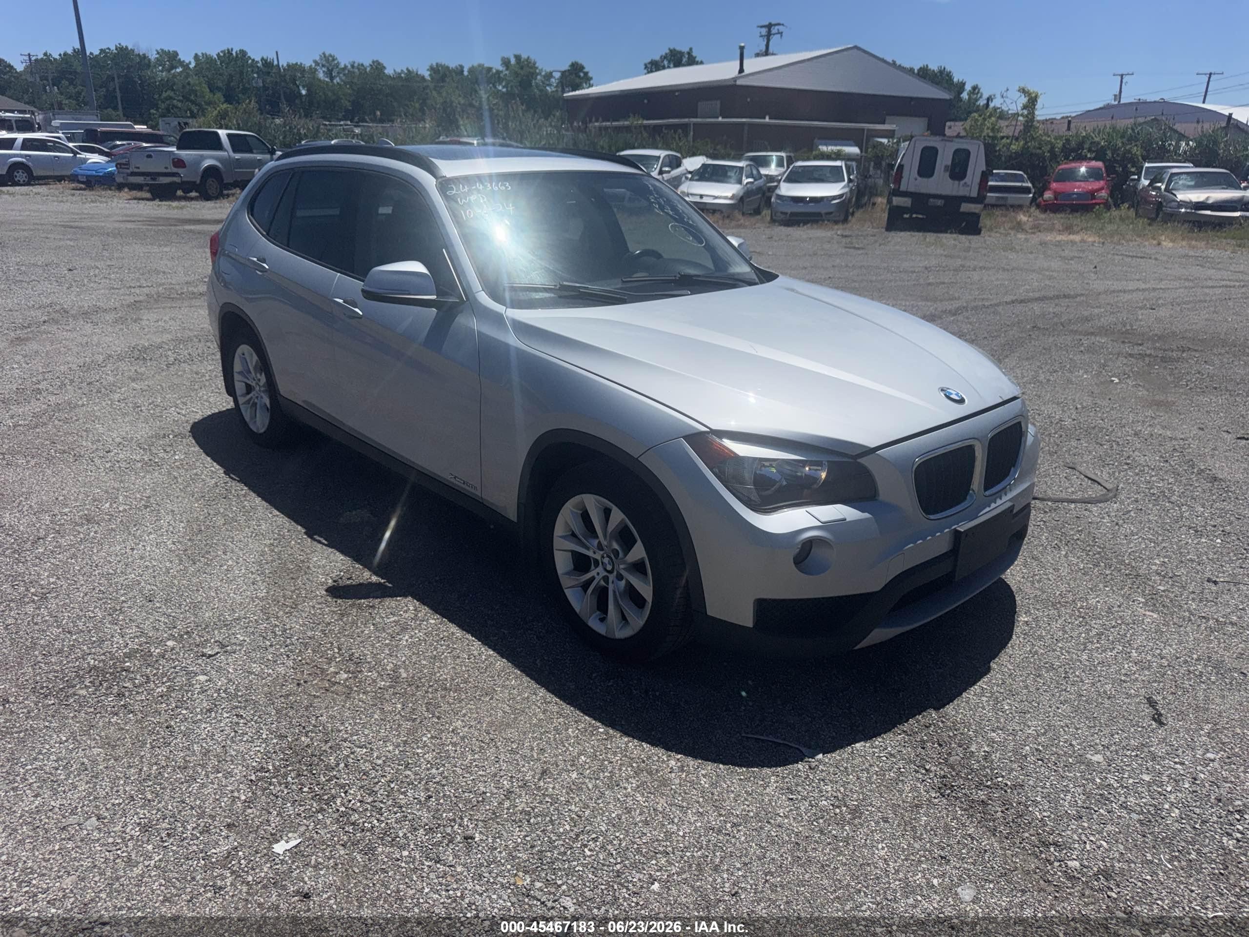 2013 Bmw X1 Xdrive28i Silver vin: WBAVL1C50DVR87120