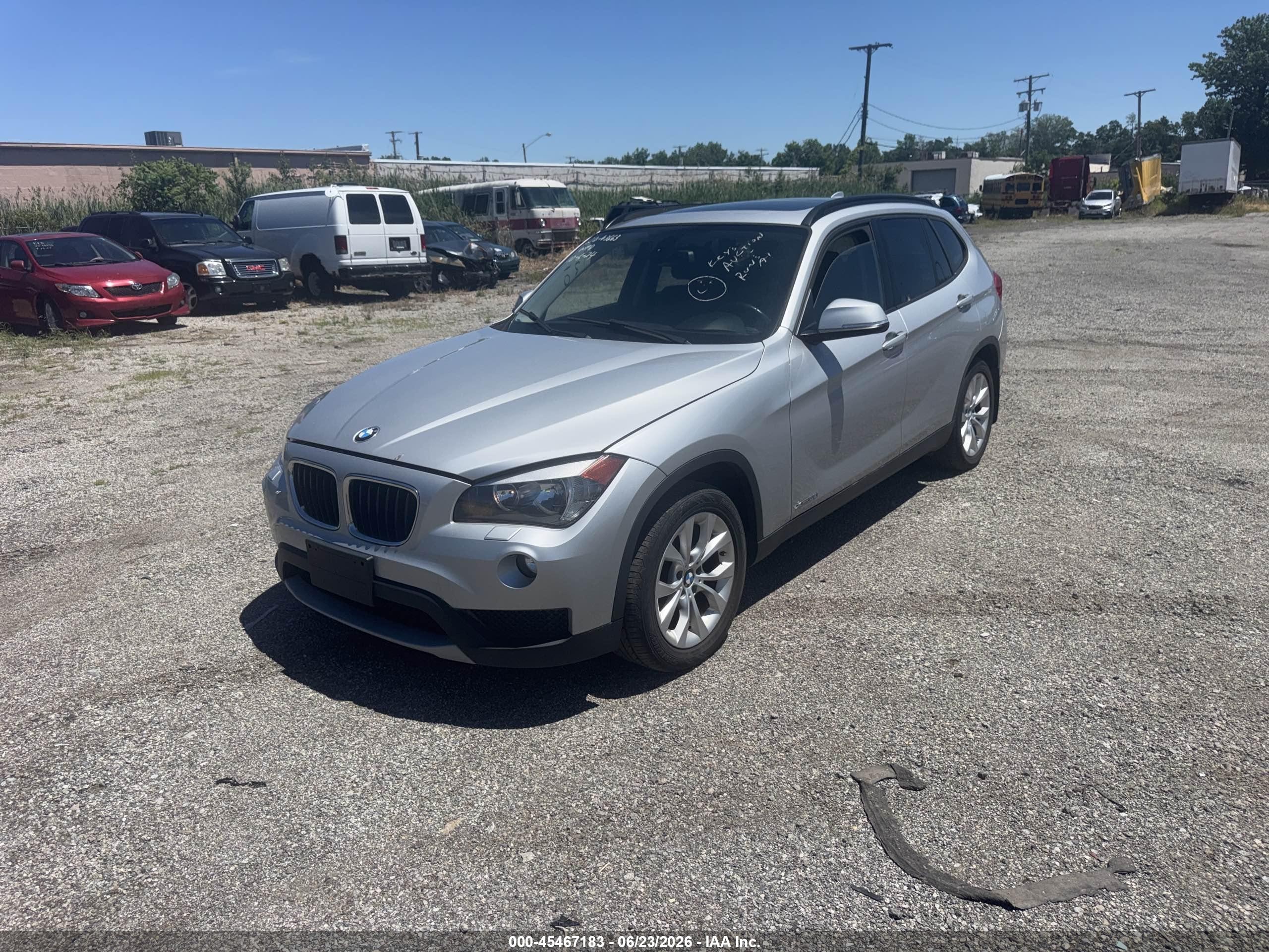 2013 Bmw X1 Xdrive28i Silver vin: WBAVL1C50DVR87120