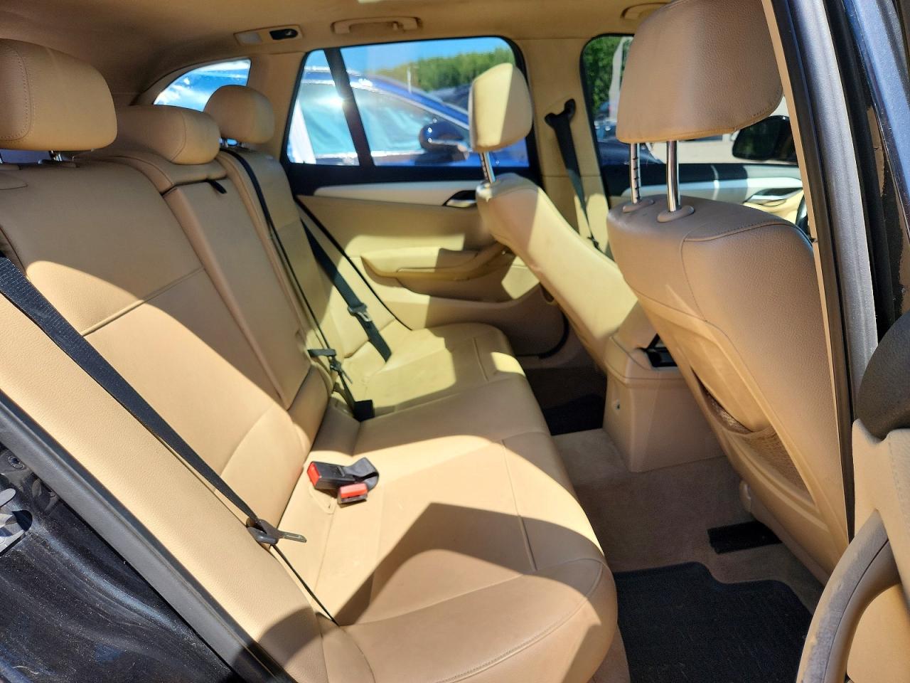 2014 Bmw X1 Xdrive28i Black vin: WBAVL1C50EVR94361