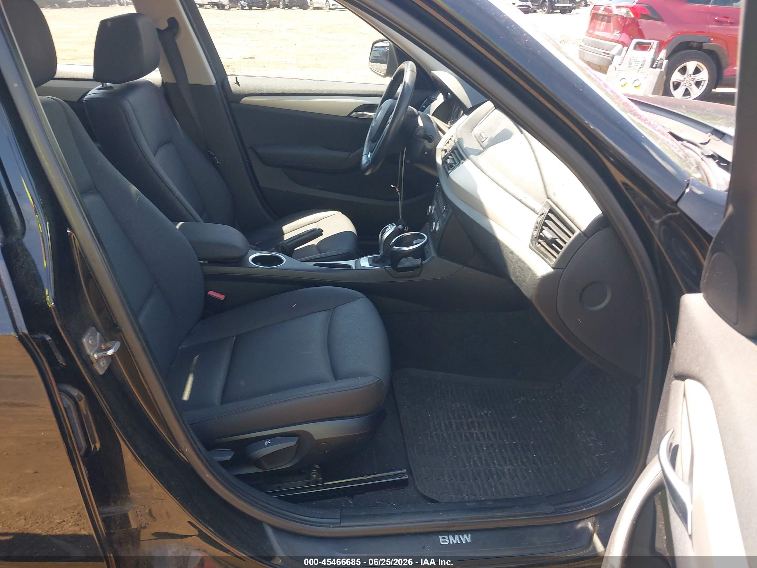 2014 Bmw X1 Xdrive28i Black vin: WBAVL1C50EVY12075
