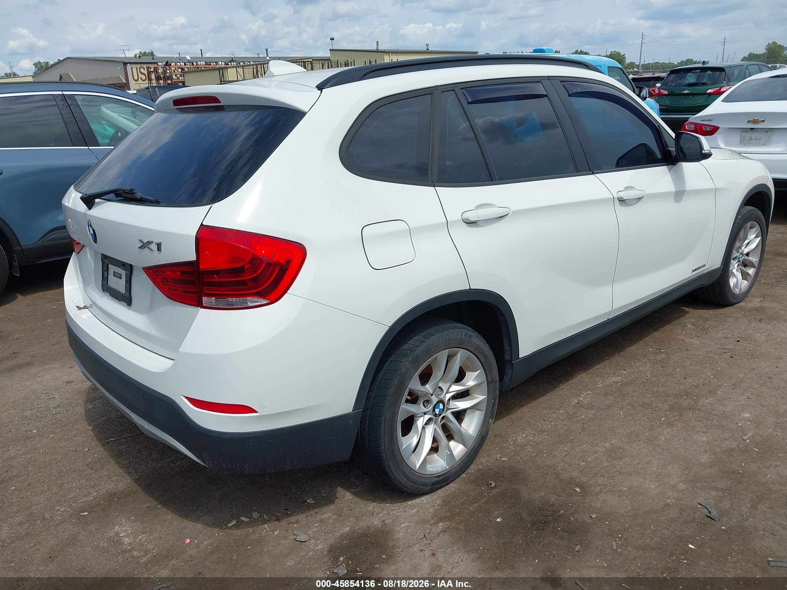 2015 Bmw X1 Xdrive28i White vin: WBAVL1C50FVY26933