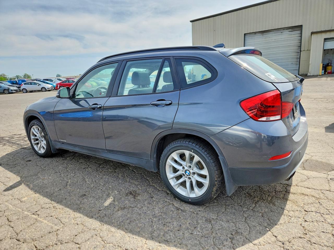2015 Bmw X1 Xdrive28i Gray vin: WBAVL1C50FVY37186