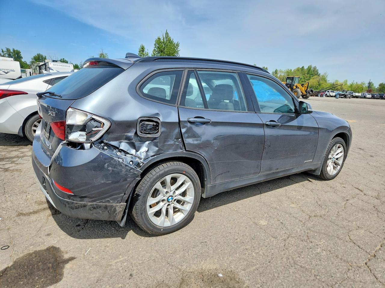 2015 Bmw X1 Xdrive28i Gray vin: WBAVL1C50FVY37186