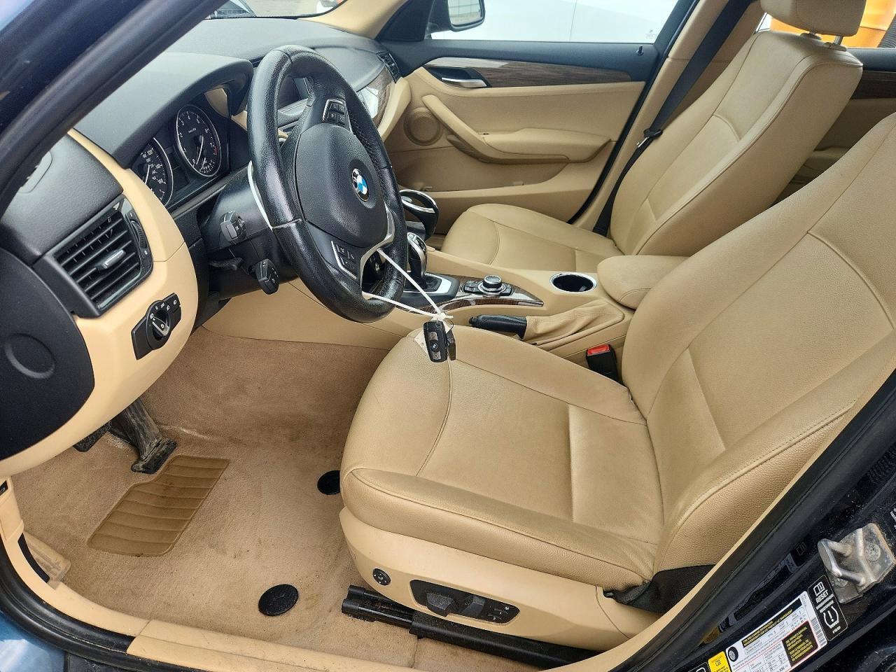 2014 Bmw X1 Xdrive28i Blue vin: WBAVL1C51EVY18581