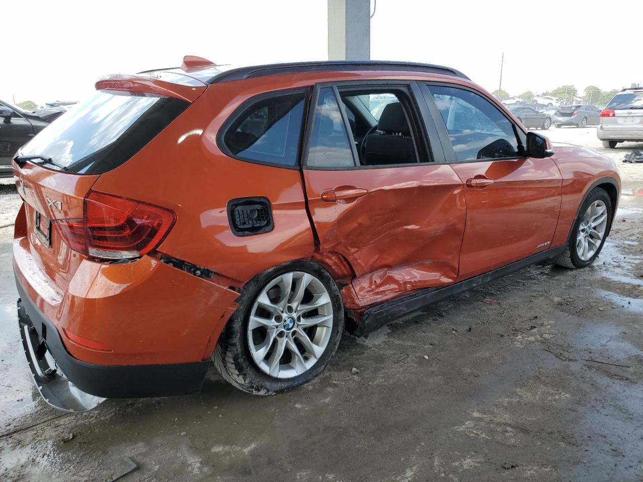 2015 Bmw X1 Xdrive28i Orange vin: WBAVL1C51FVY26469