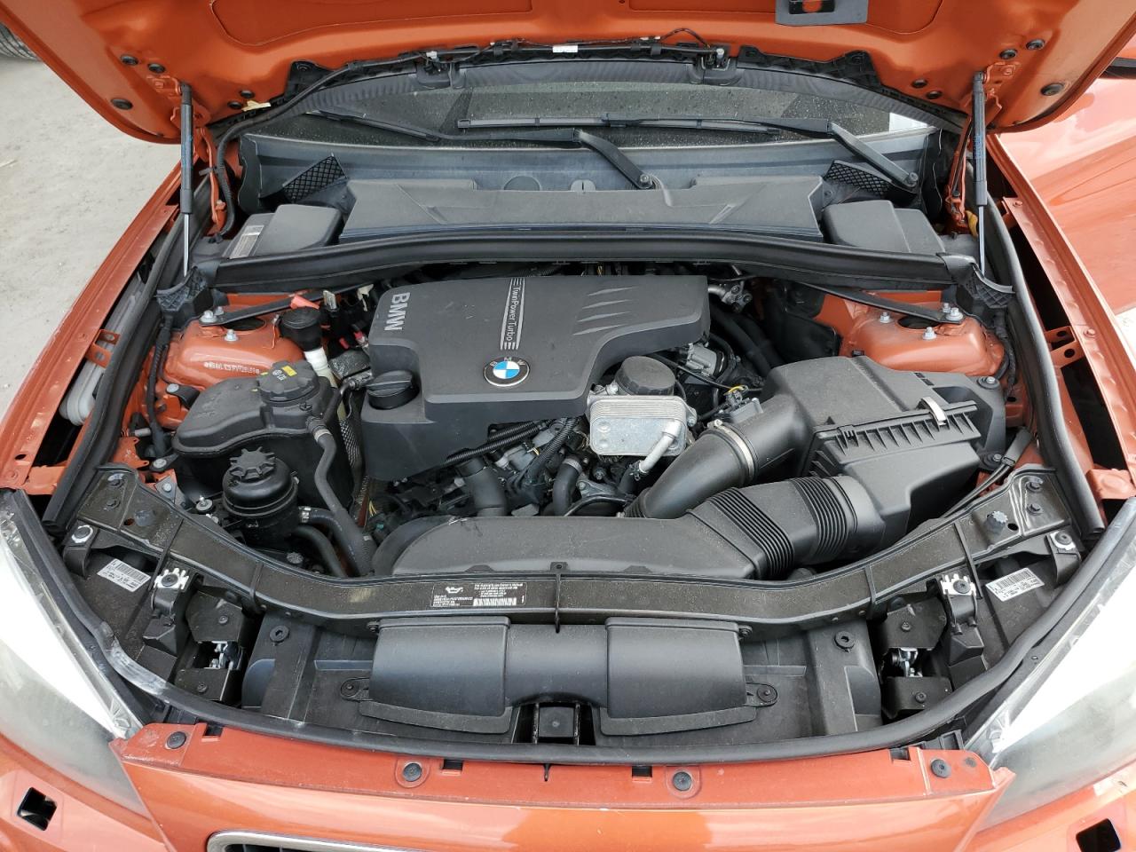 2015 Bmw X1 Xdrive28i Orange vin: WBAVL1C51FVY26469