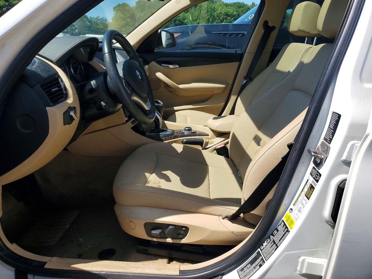 2015 Bmw X1 Xdrive28i White vin: WBAVL1C51FVY34166