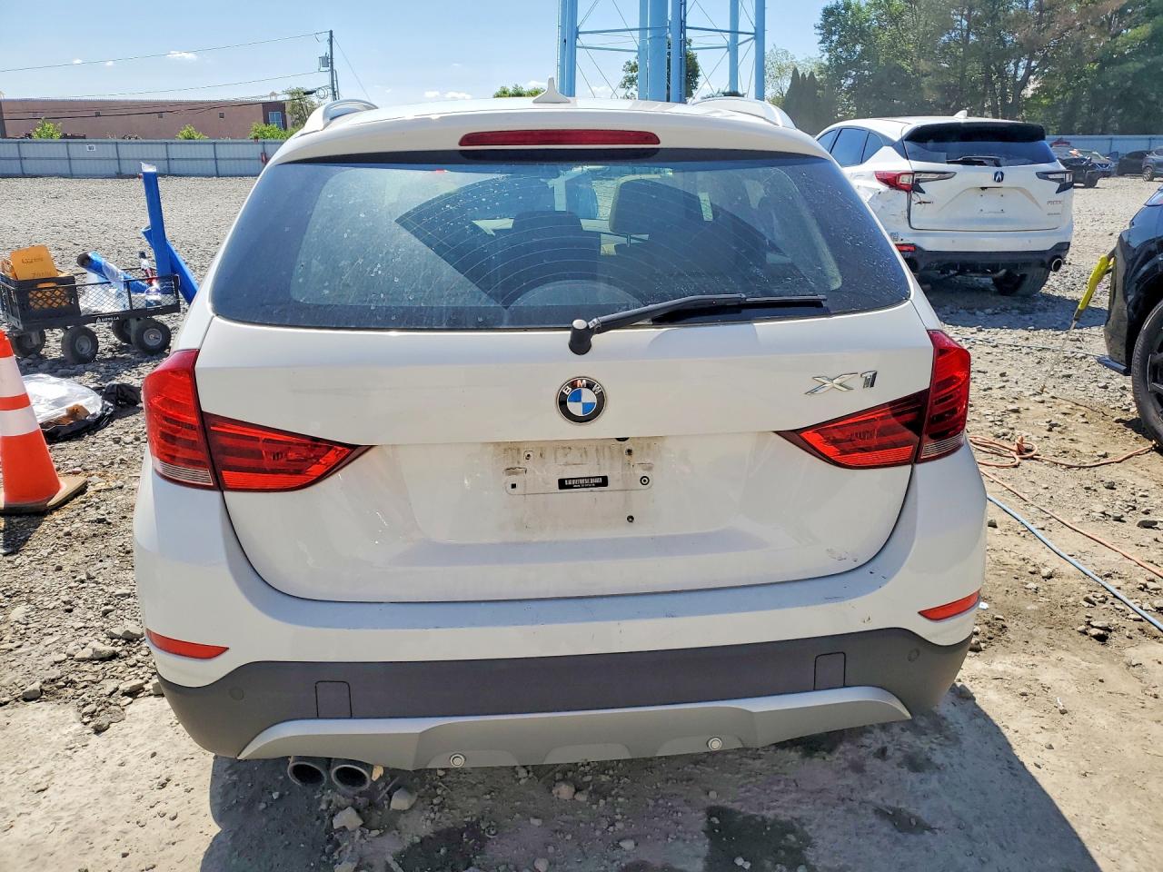 2015 Bmw X1 Xdrive28i White vin: WBAVL1C51FVY34166