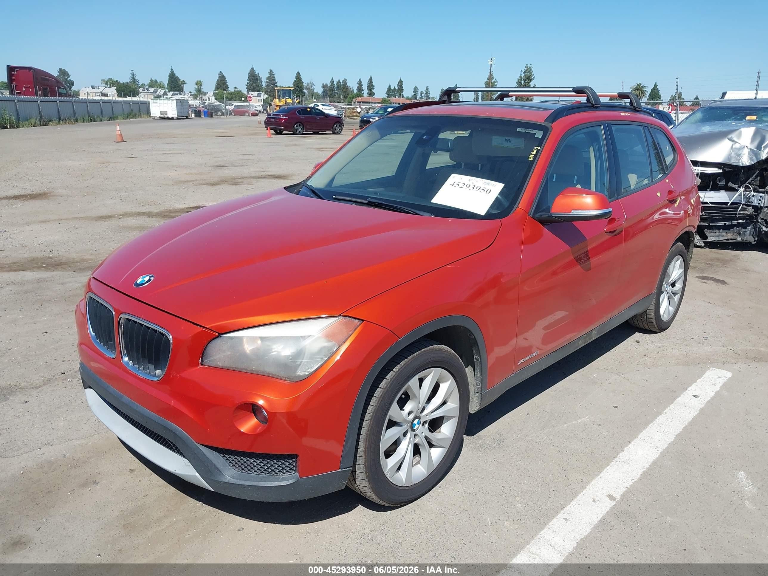2013 Bmw X1 Xdrive28i Orange vin: WBAVL1C52DVR83778