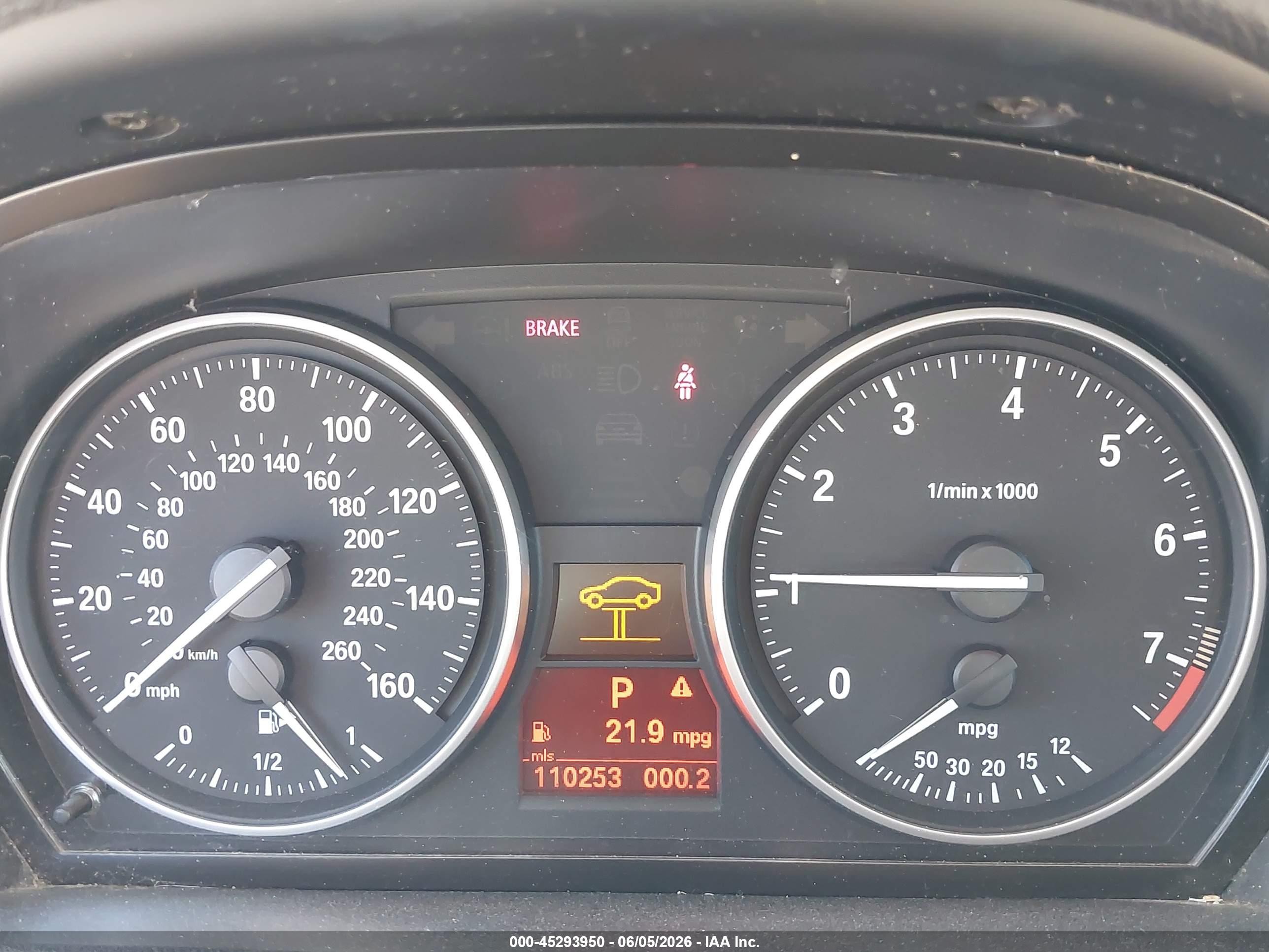 2013 Bmw X1 Xdrive28i Orange vin: WBAVL1C52DVR83778