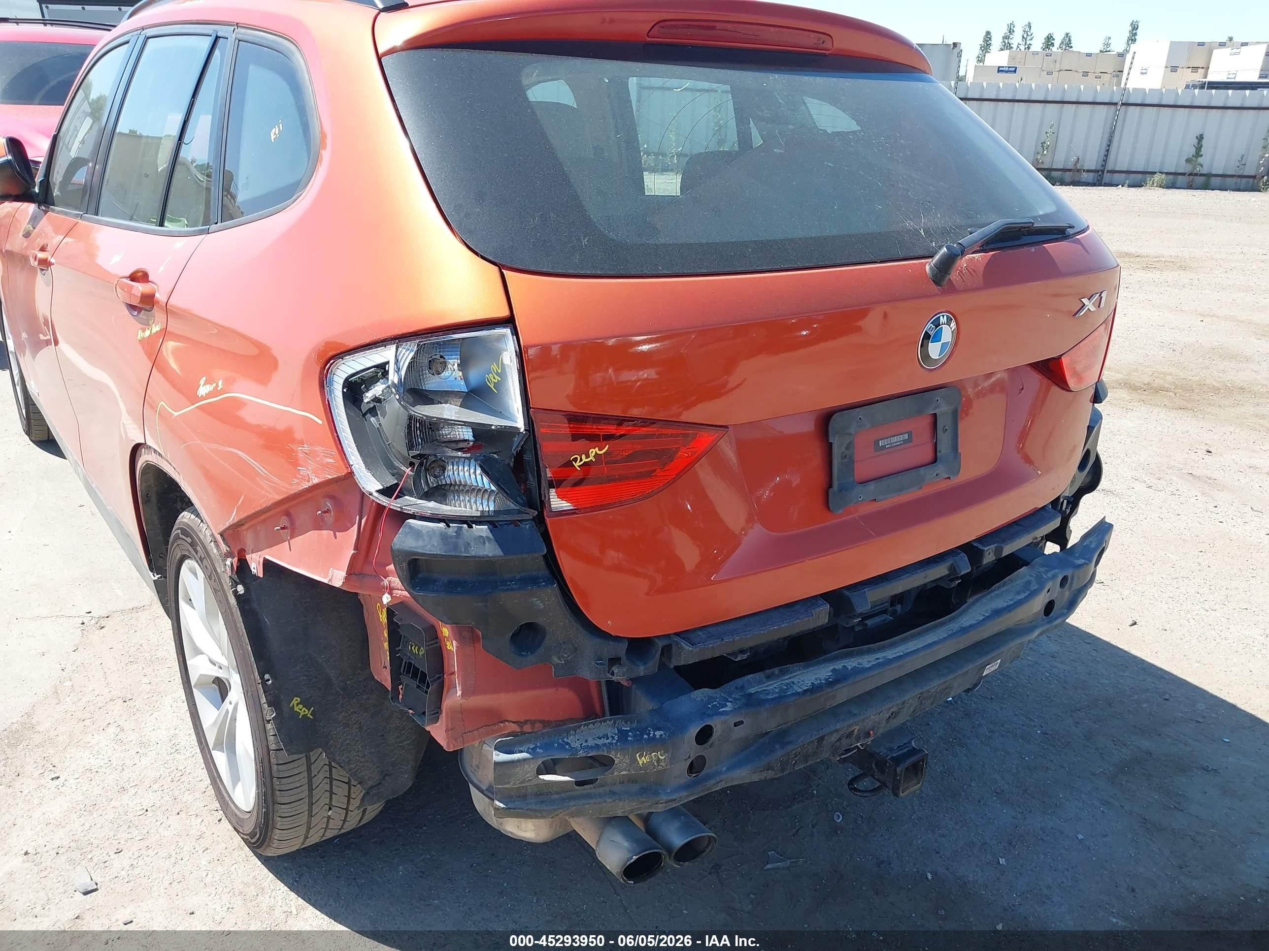 2013 Bmw X1 Xdrive28i Orange vin: WBAVL1C52DVR83778