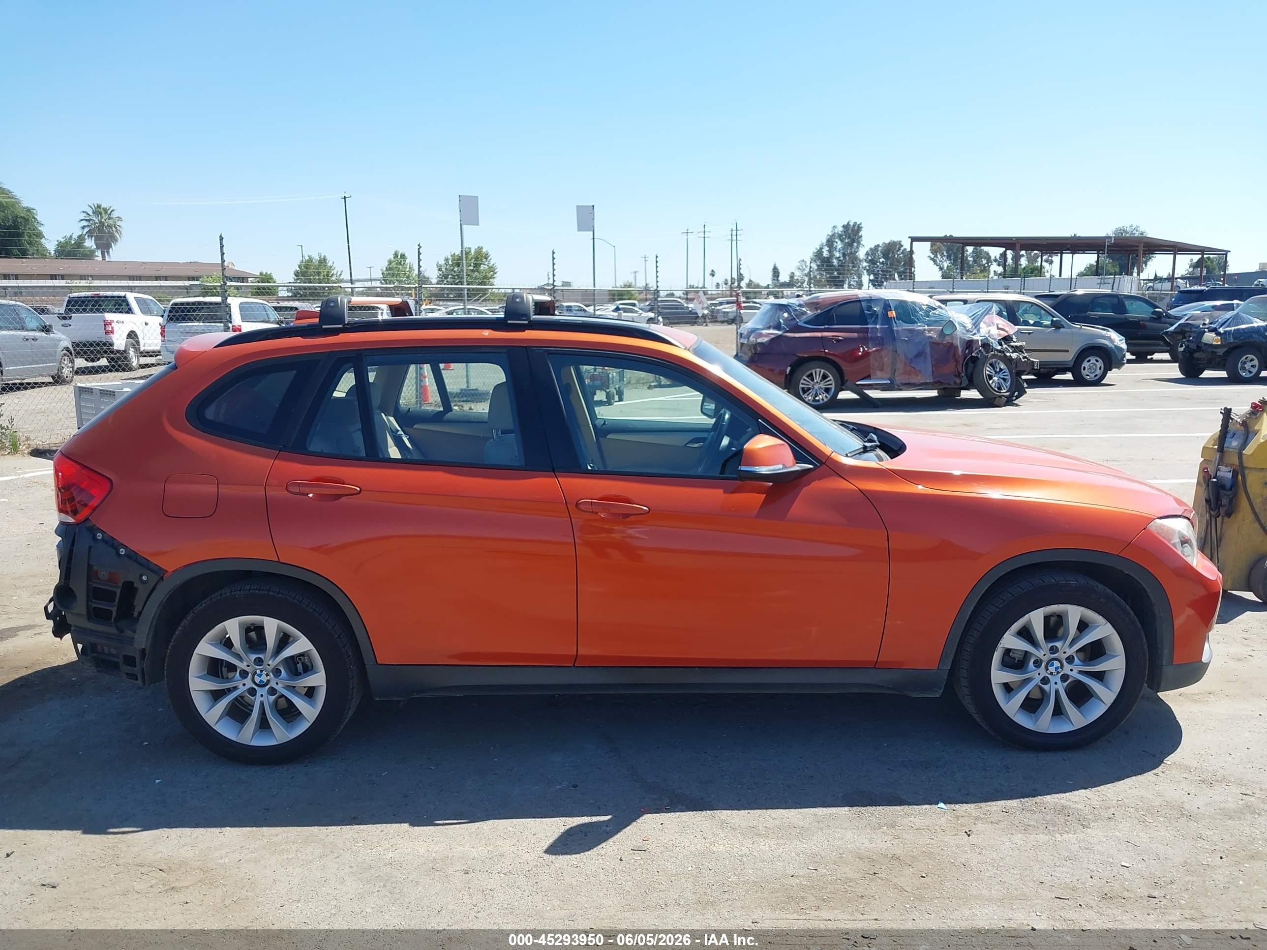 2013 Bmw X1 Xdrive28i Orange vin: WBAVL1C52DVR83778